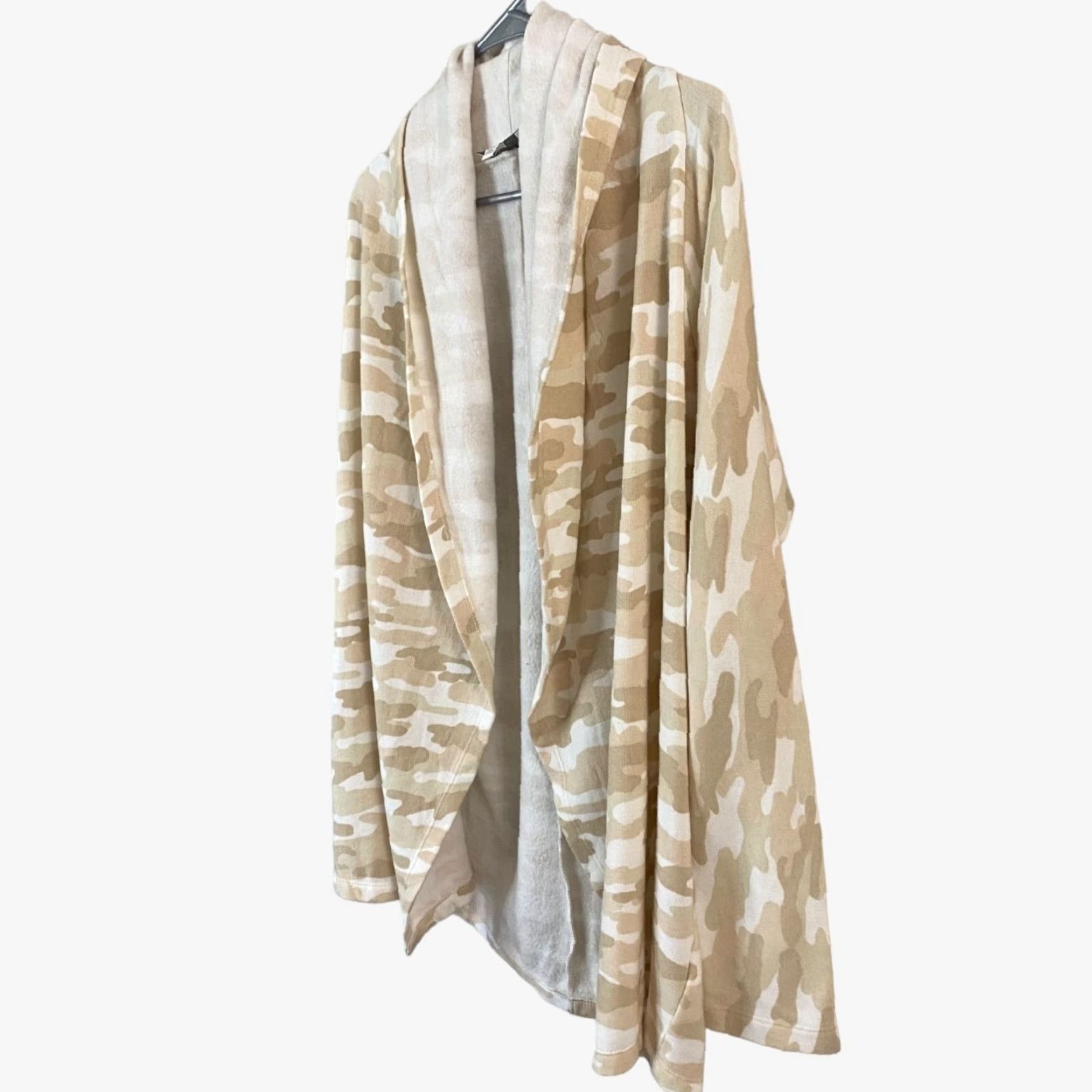Lucky Brand Lucky Brand Camo Hooded Cardigan Sweater Womens M Cream & White Long-Sleeve Size M / US 6-8 / IT 42-44 - 2 Thumbnail