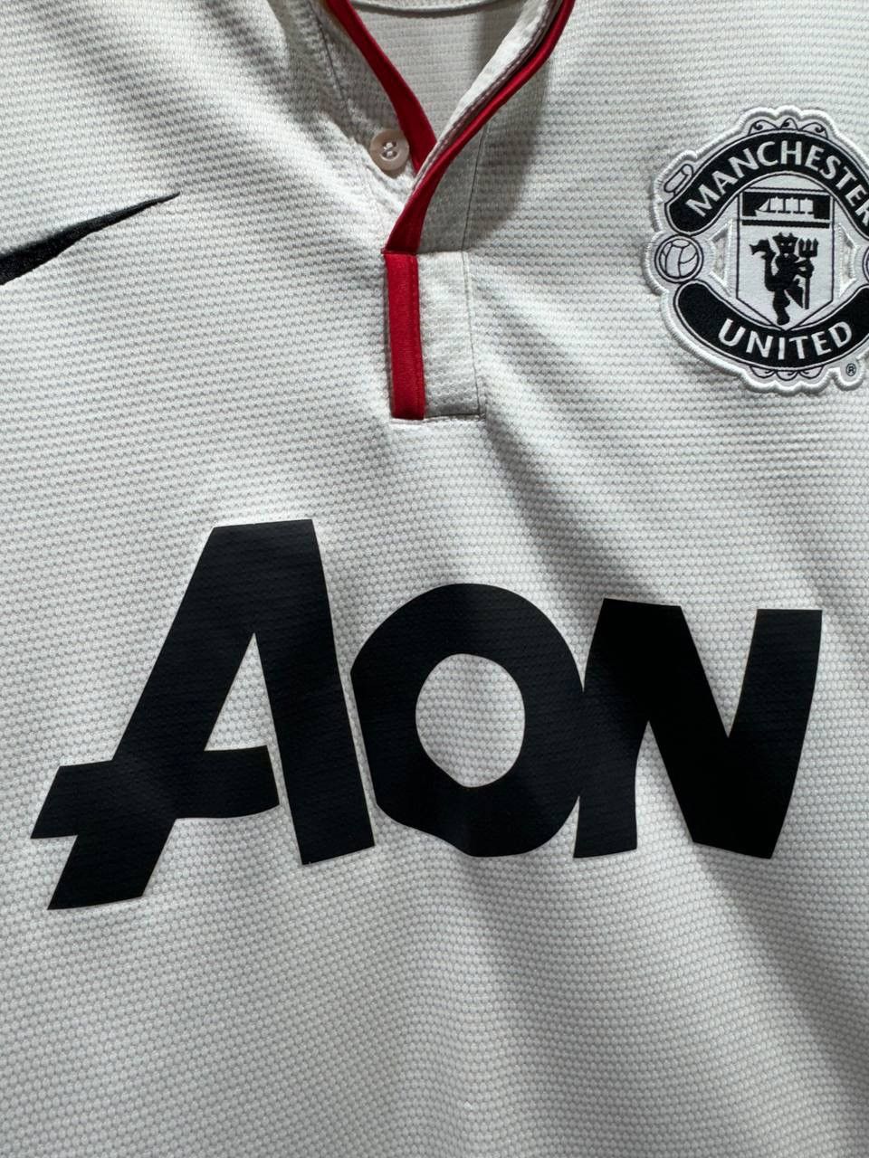 Nike MANCHESTER UNITED 2012 2014 AWAY FOOTBALL SHIRT JERSEY NIKE Size US L / EU 52-54 / 3 - 4 Thumbnail
