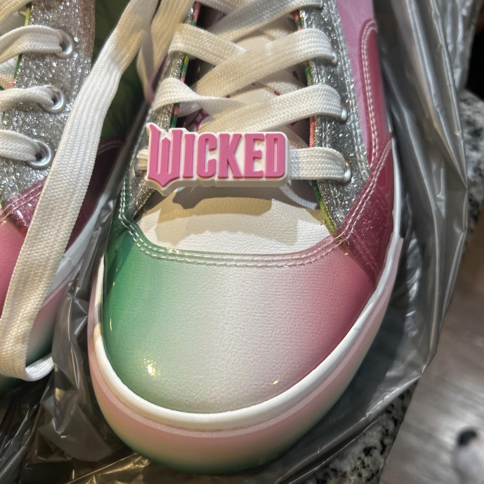 Ground Y WICKED Top Sneaker Pink Green Women's Sz8.5 ELPHABA GLINDA Size US 8.5 / IT 38.5 - 3 Thumbnail