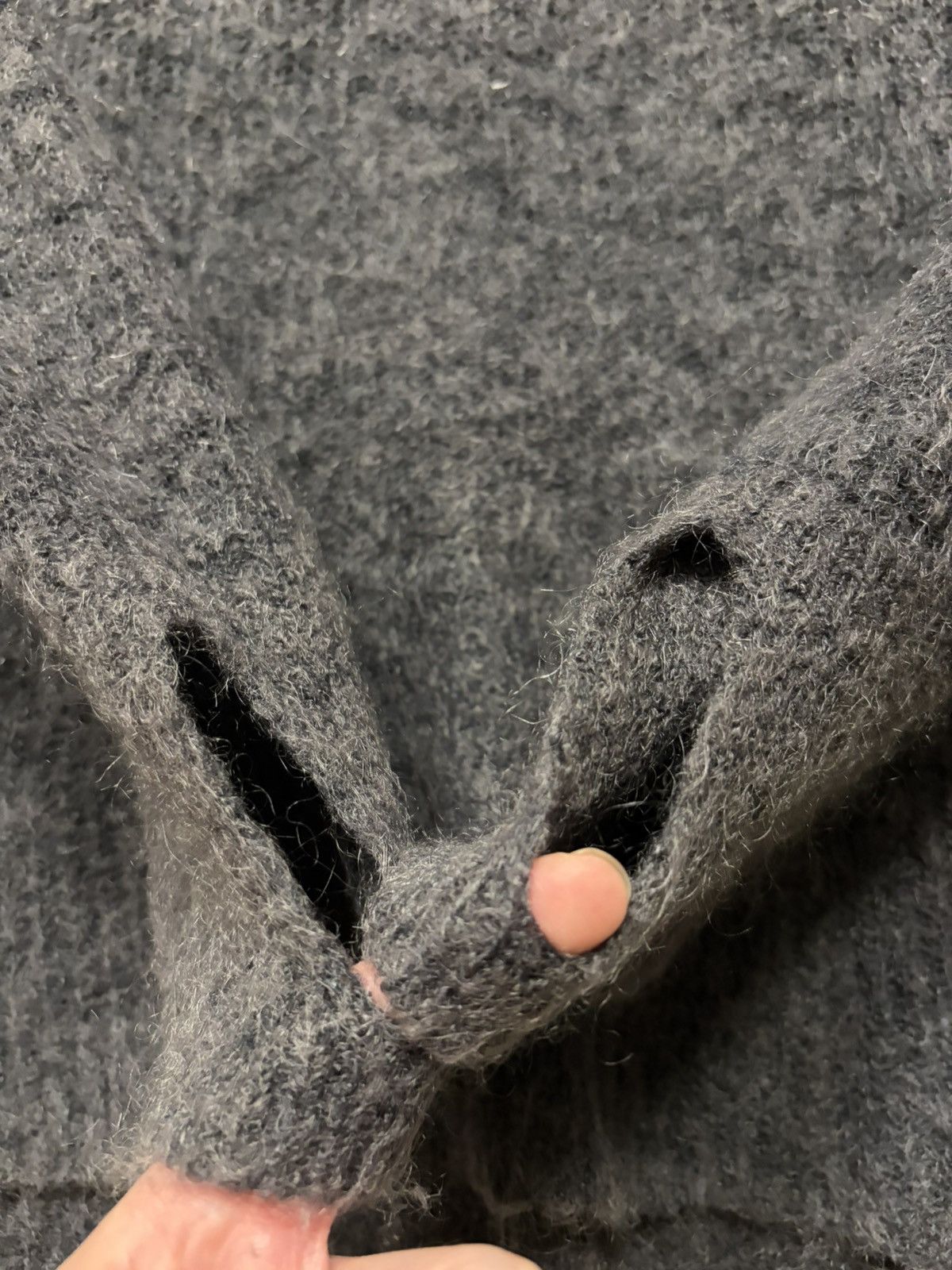 Diet Butcher Slim Skin AW17 Knit Thumb Hole Sweater Size US L / EU 52-54 / 3 - 5 Thumbnail