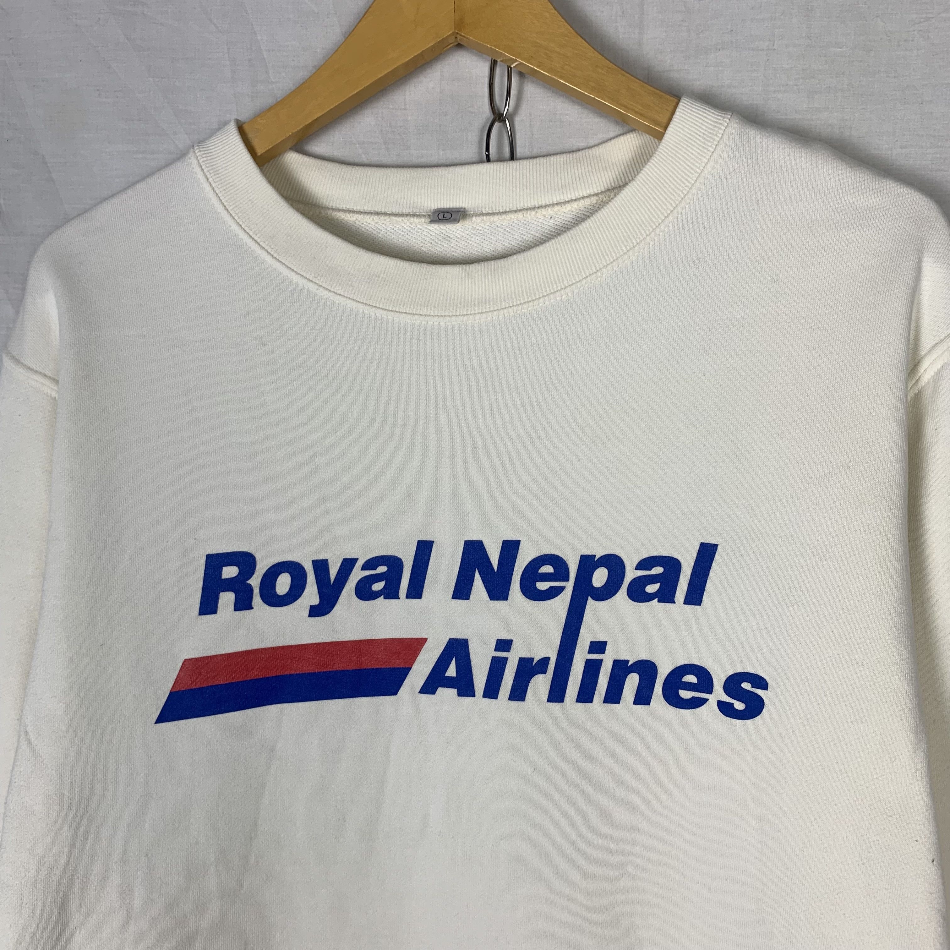 Vintage Vintage Royal Nepal Airlines Sweatshirt Crewneck Size US L / EU 52-54 / 3 - 2 Thumbnail