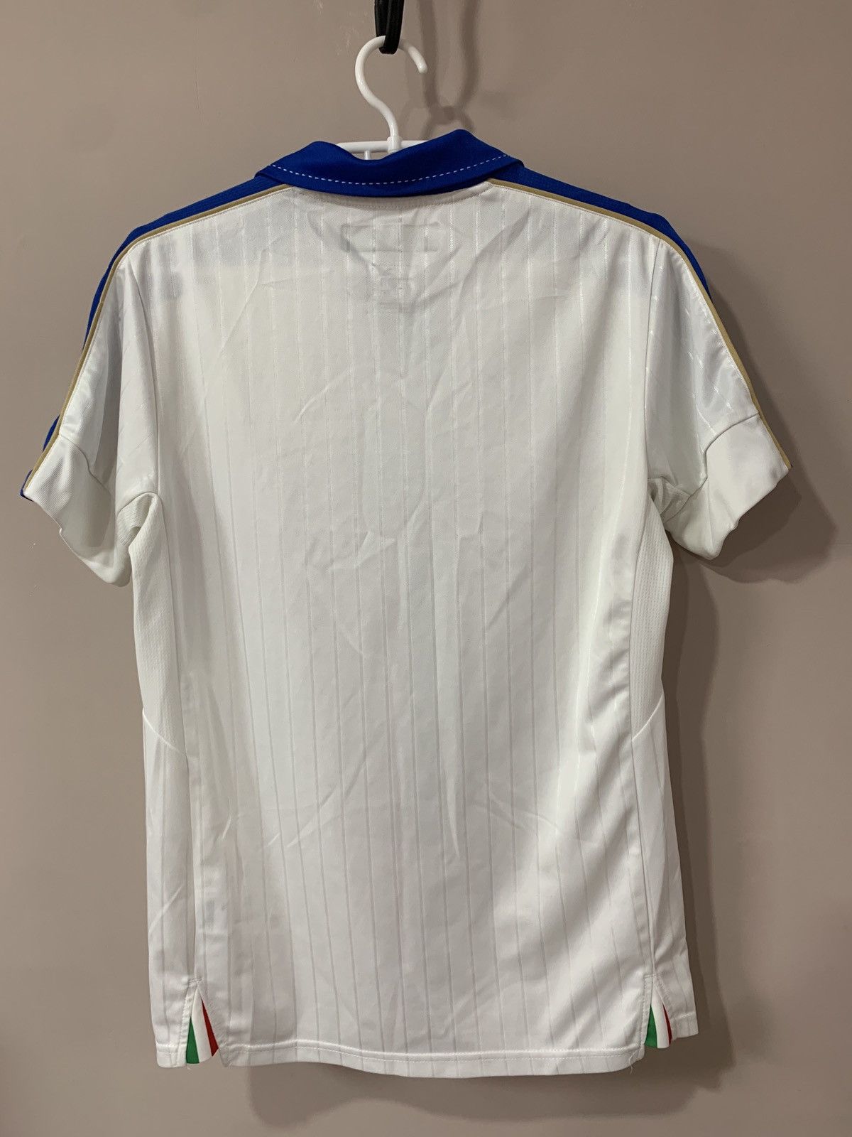 Puma Italy 2016 Home Football Shirt Puma Soccer Jersey Size S Size US S / EU 44-46 / 1 - 2 Thumbnail