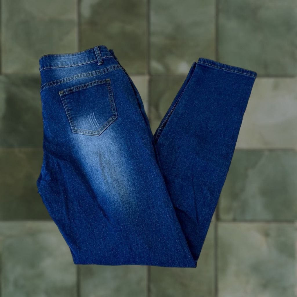 Shein Shein Womens Large Skinny Distressed Blue Jeans Mid Rise Stretch Cotton Blend Size 36" / US 14 / IT 50 - 1 Thumbnail