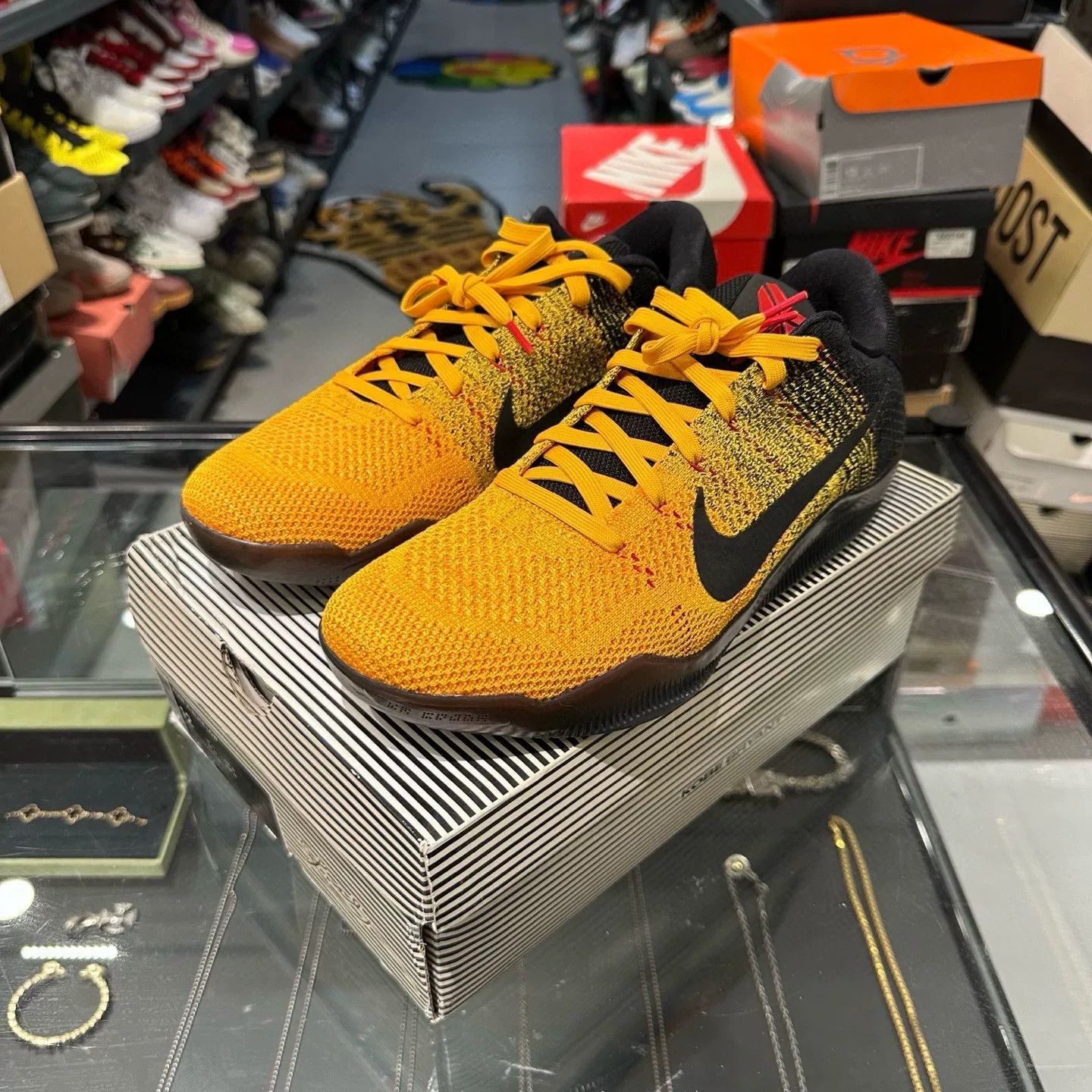 Nike Nike Yellow Lowtop Sneakers 12 Men Size US 12 / EU 45 - 1 Thumbnail