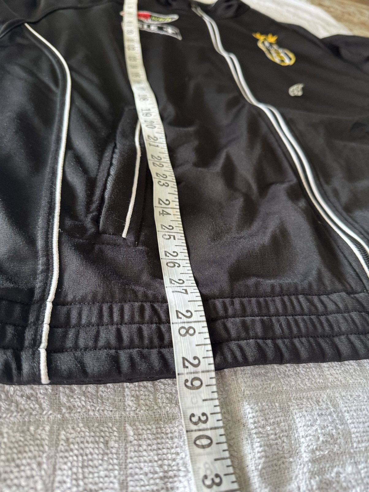 Lotto Sport 2000-2001 LOTTO CIAO WEB JUVENTUS TRACKSUIT Size US XL / EU 56 / 4 - 8 Thumbnail