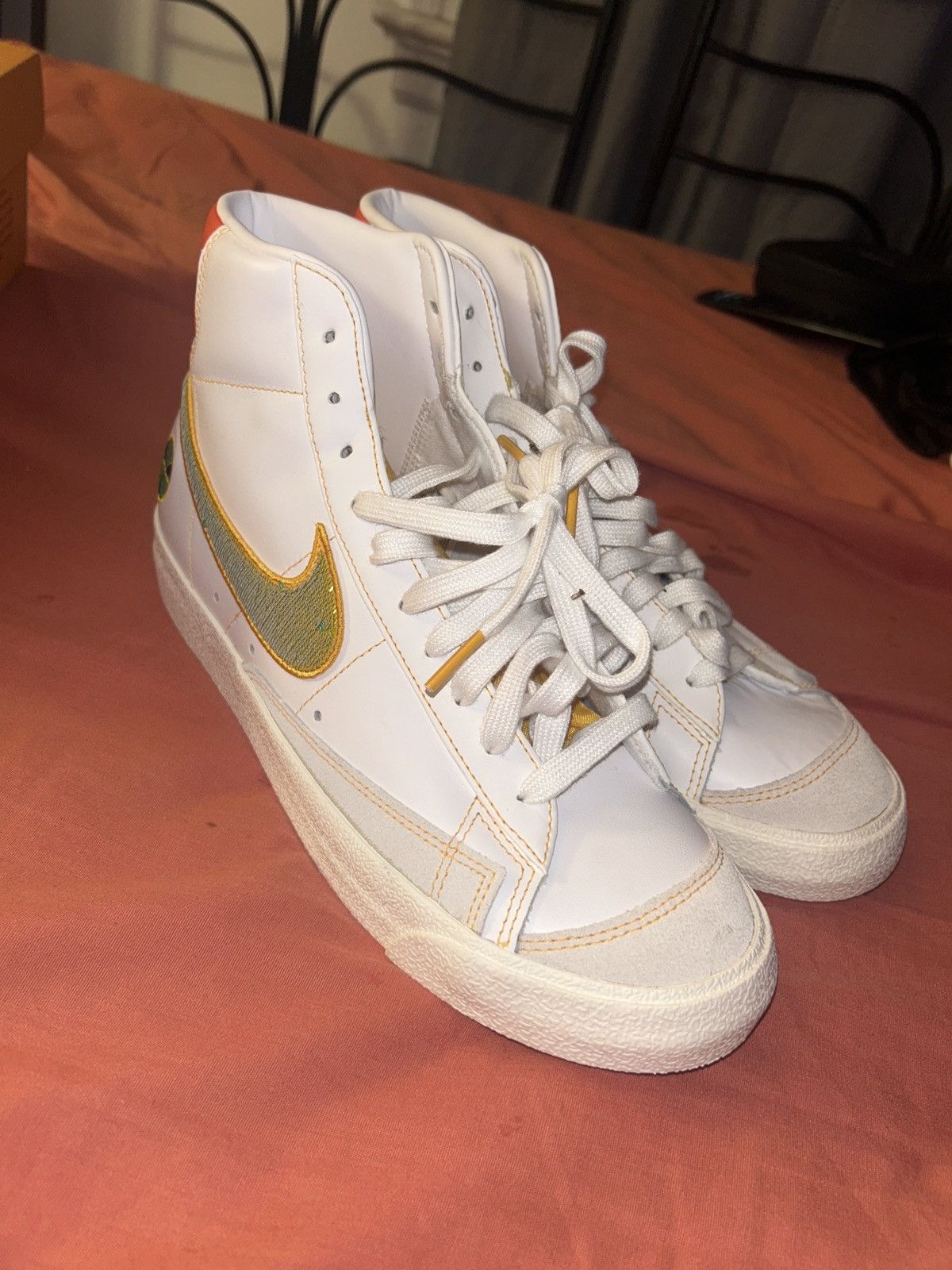 Nike Nike Blazer Mid 77’ Vintage Roswell Rayguns Size US 9.5 / EU 42-43 - 7 Thumbnail
