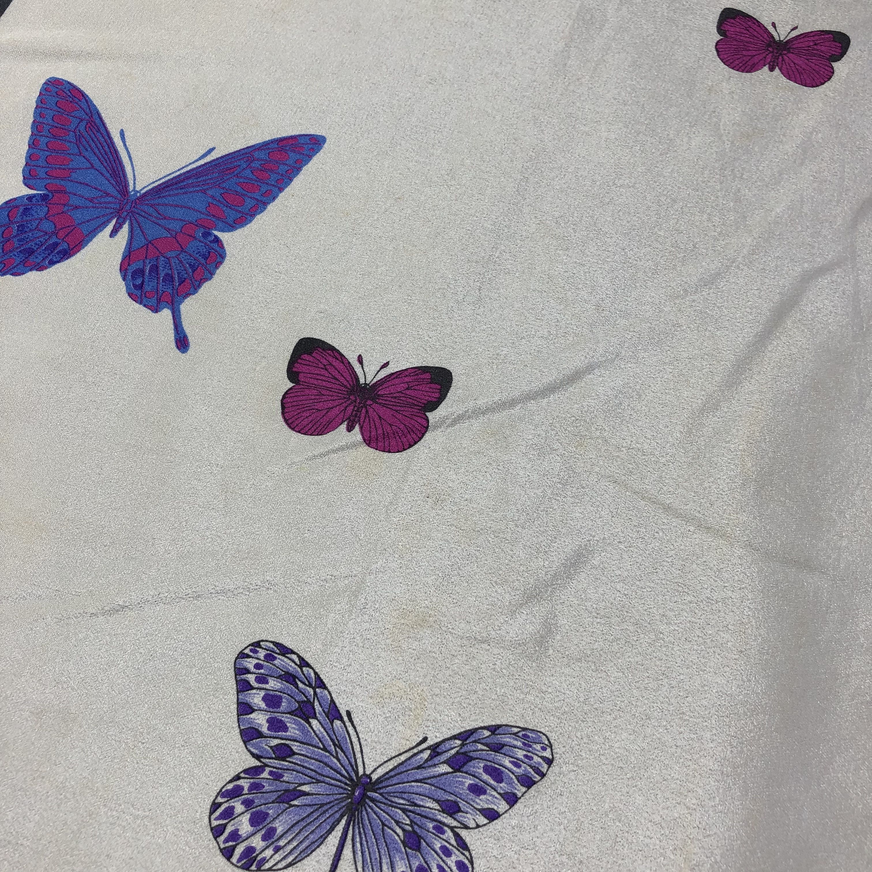 Hanae Mori Hanae Mori Butterflies Silk Scarf M651 Size ONE SIZE - 8 Thumbnail