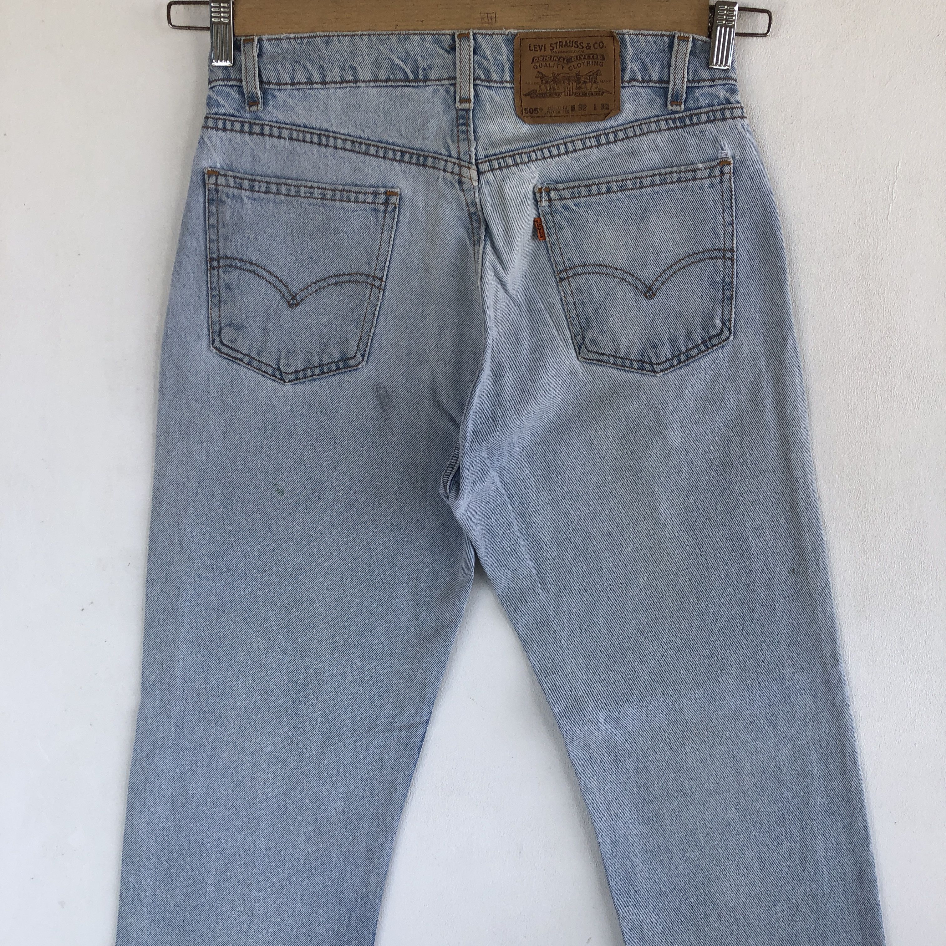 Levi's Vintage Levis Jeans Distressed Light Wash Levis 505 Denim Size US 30 / EU 46 - 4 Thumbnail