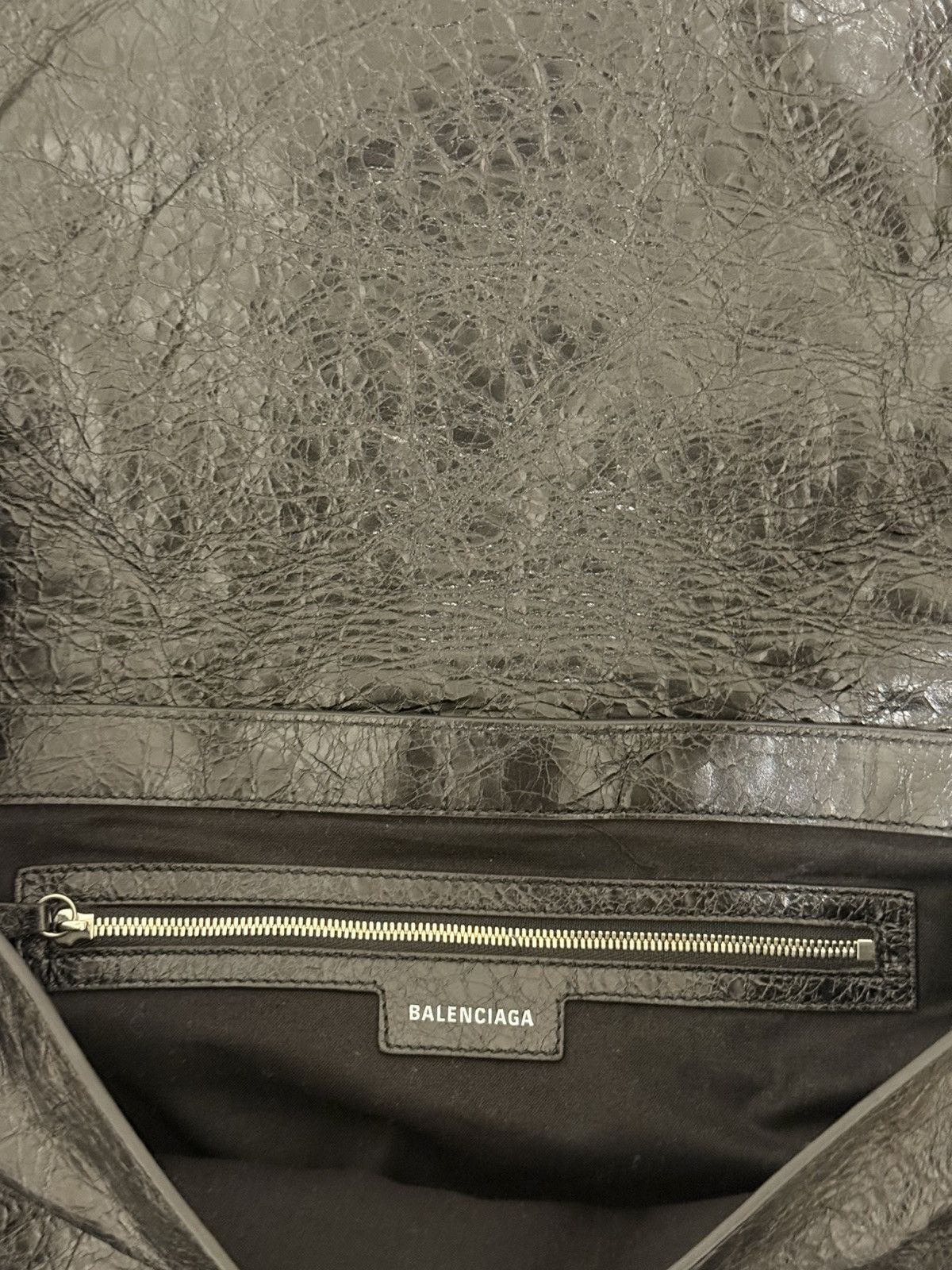 Balenciaga Balenciaga Medium Le Cagole Piercing messenger bag Size ONE SIZE - 3 Thumbnail
