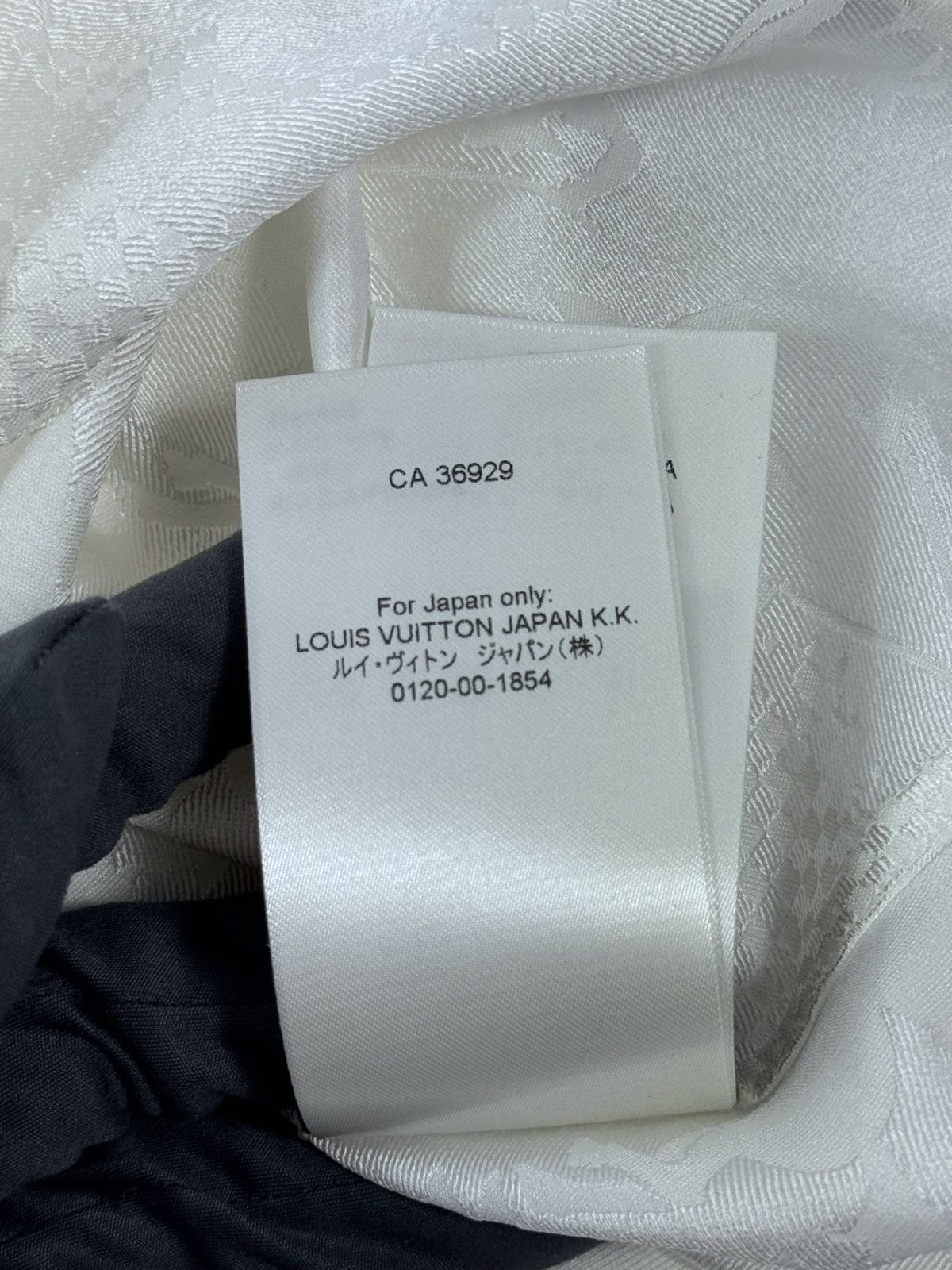 Louis Vuitton MONOGRAM RODEO SILK SHIRT 1AFWS2 Size US XL / EU 56 / 4 - 12 Thumbnail