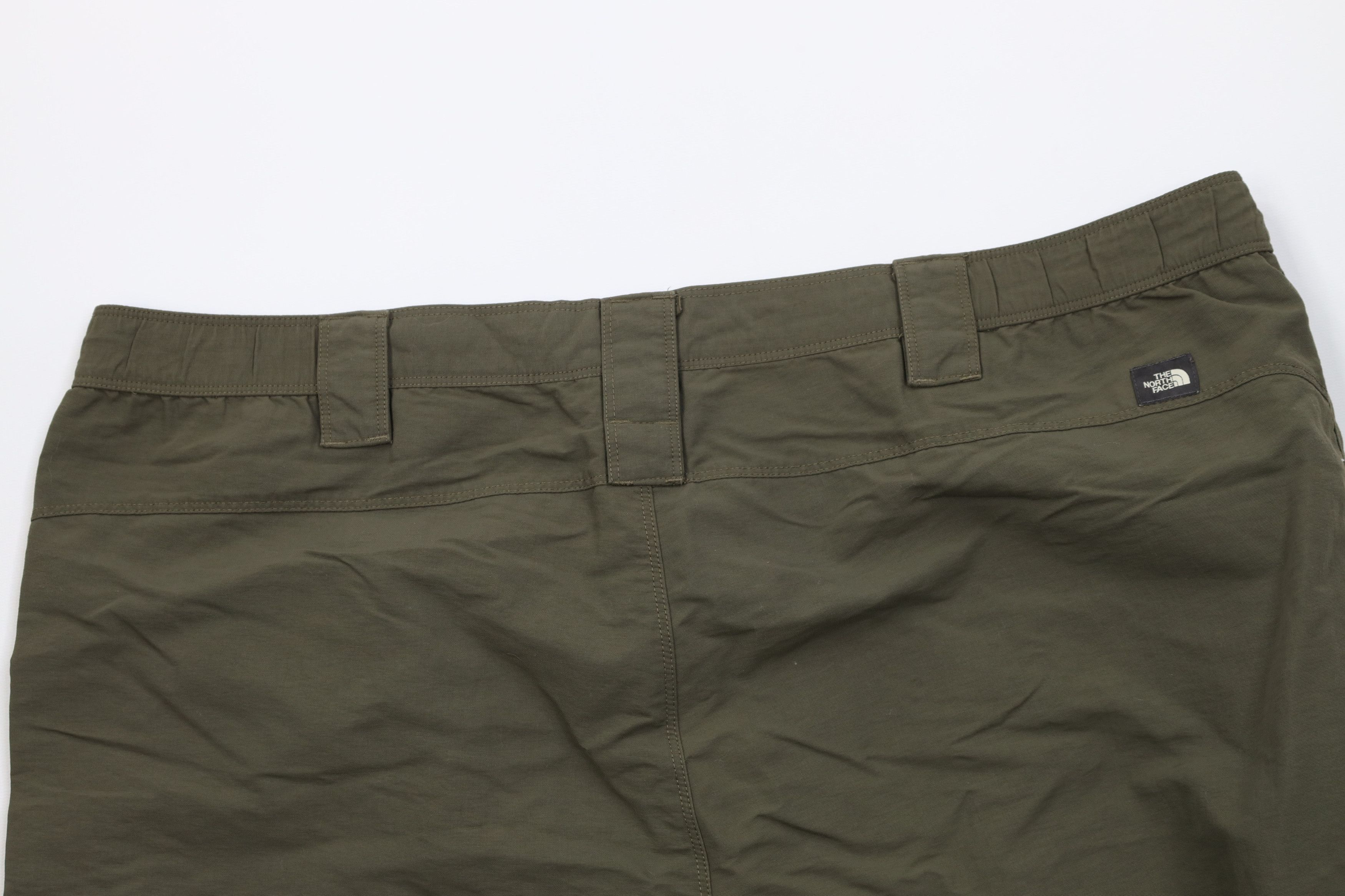 The North Face Vintage Y2K The North Face Trekking Cargo Shorts Green Size US 36 / EU 52 - 9 Thumbnail