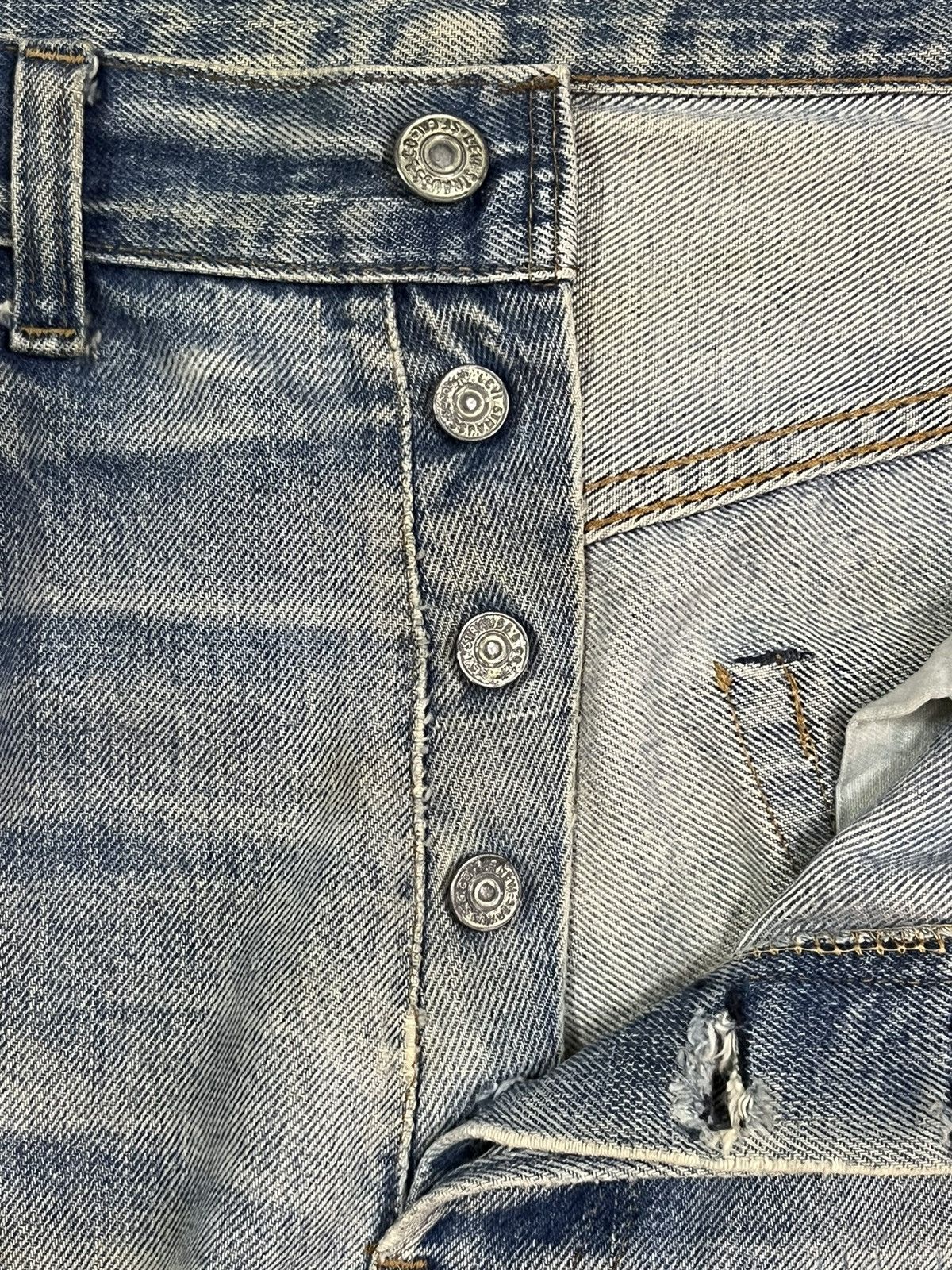 Levi's Vintage 70s Levis 501 Selvedge Button Stamp #2 Destroy Jeans Size US 34 / EU 50 - 11 Thumbnail
