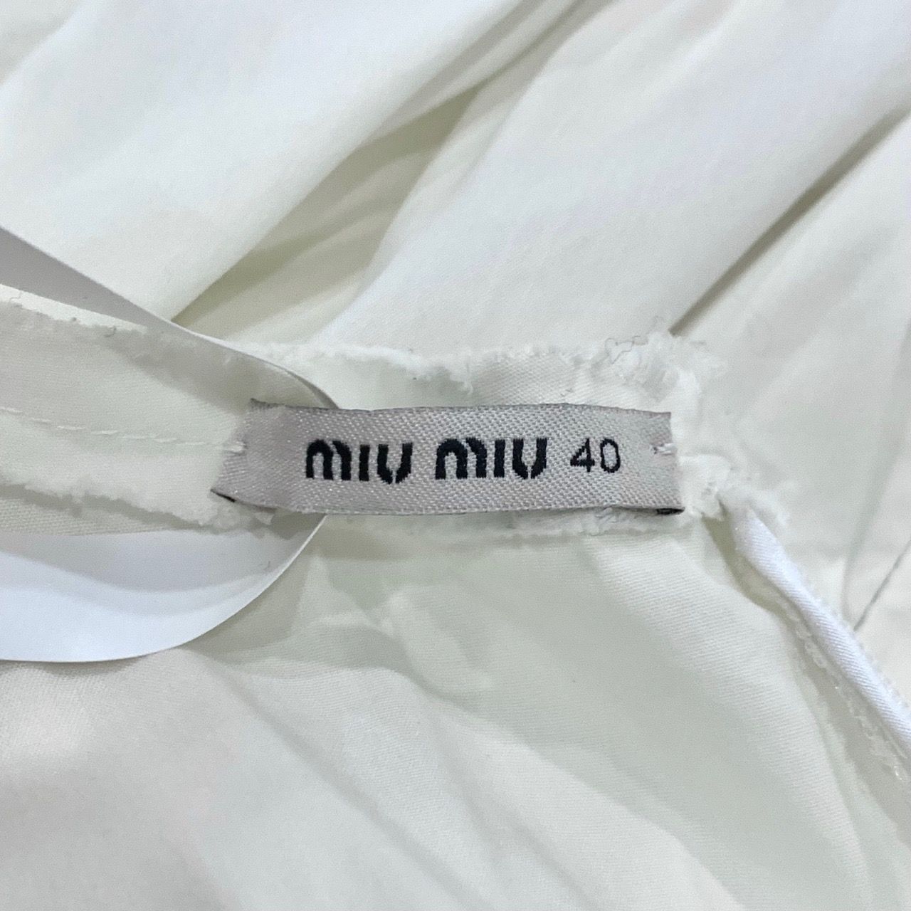 Miu Miu MiuMiu] Lace Detail Round Neck Sleeveless Bodycon Dress Beig Size S / US 4 / IT 40 - 2 Thumbnail
