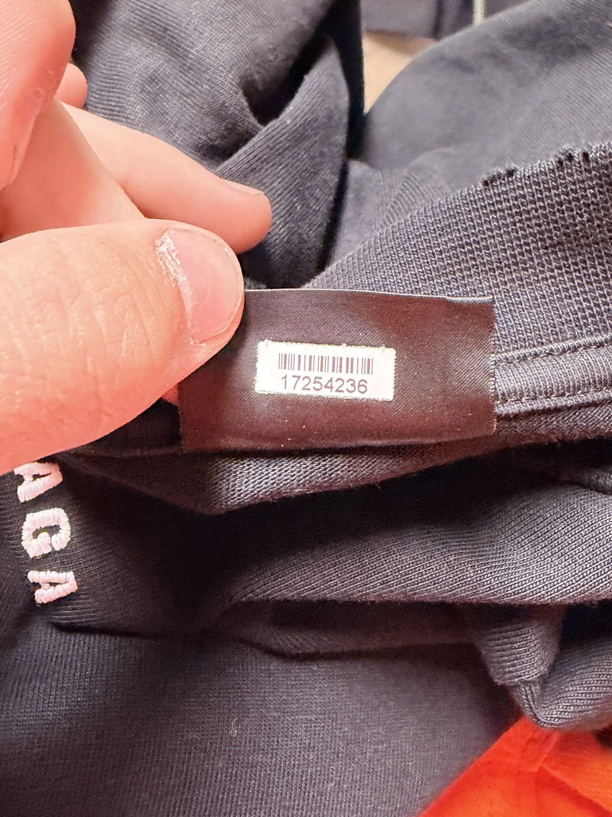 Balenciaga Balenciaga Cropped Ripped T shirt Size US S / EU 44-46 / 1 - 4 Thumbnail
