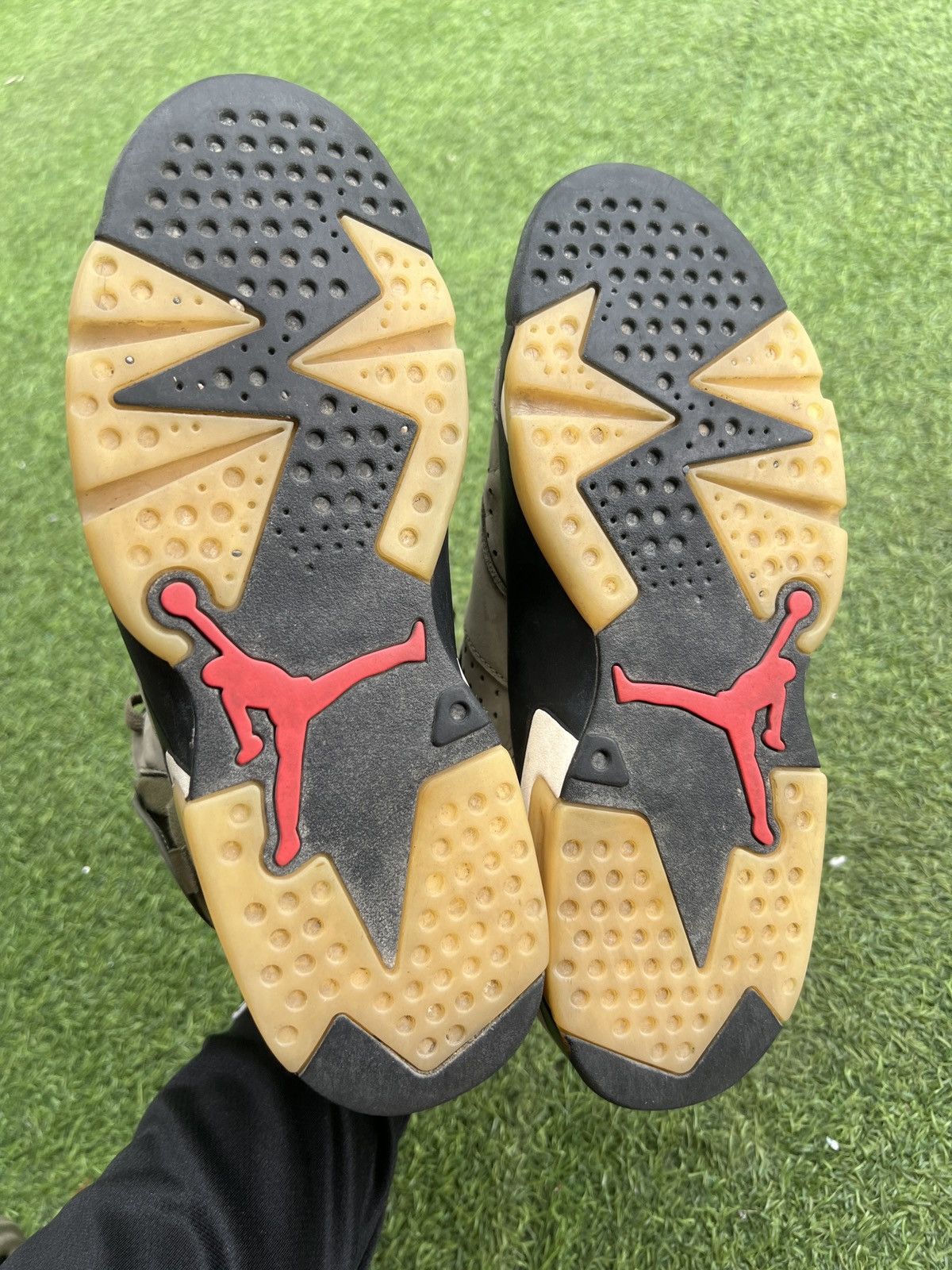 Jordan Brand × Travis Scott 🌵Travis Scott x Air Jordan 6 Olive CN1084-100 Size US 9 / EU 42 - 6 Thumbnail
