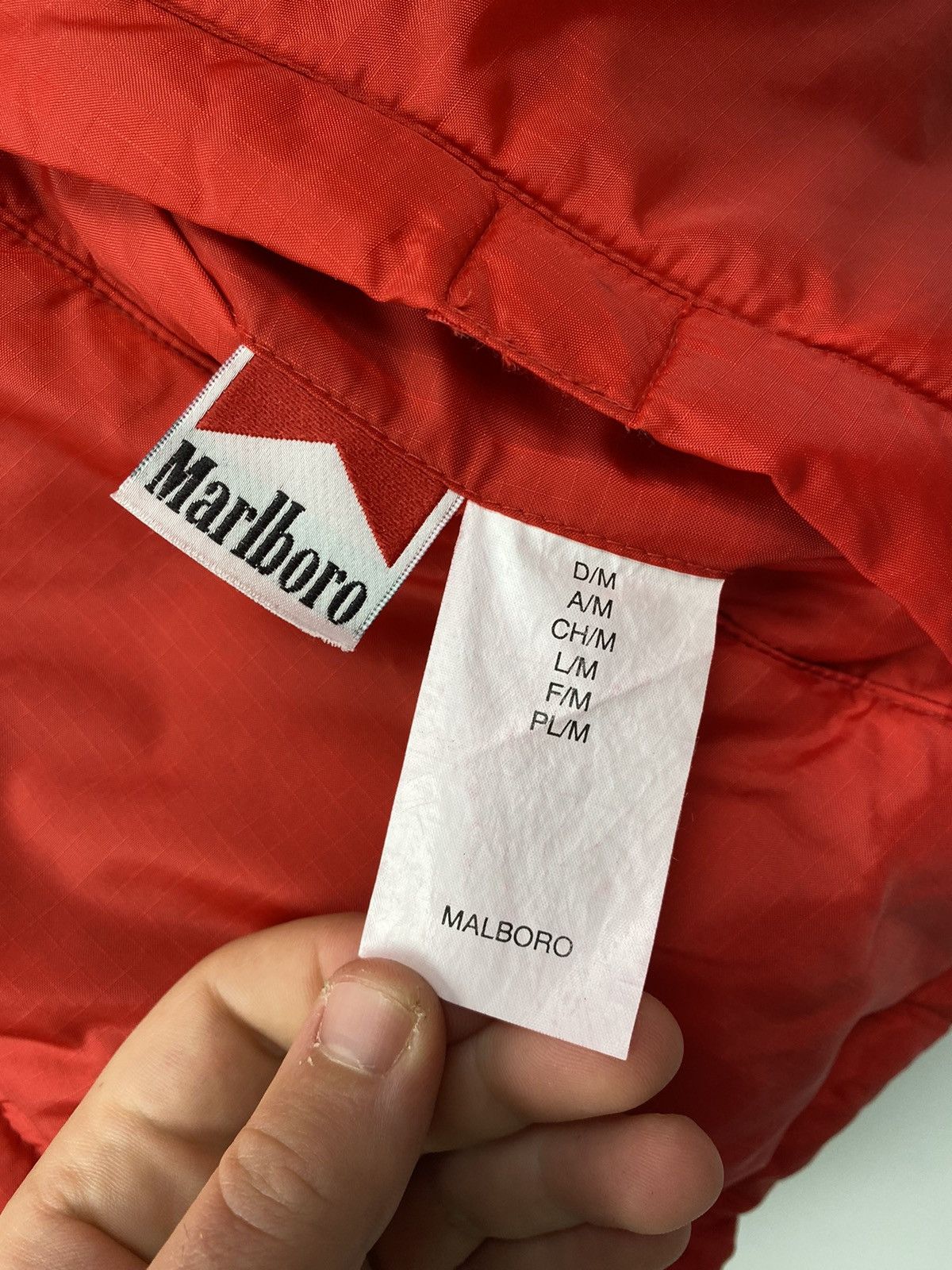 Marlboro Vintage Marlboro Reversible Down Puffer Jacket Lucky Strike Size US M / EU 48-50 / 2 - 12 Thumbnail
