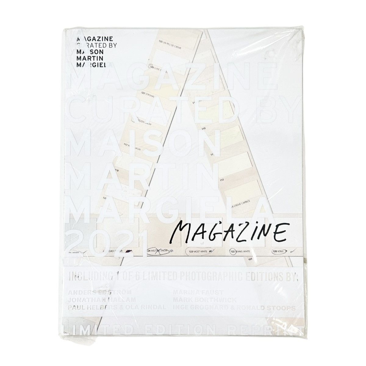 Maison Margiela Maison Martin Margiela Cream #9 book 912 pages