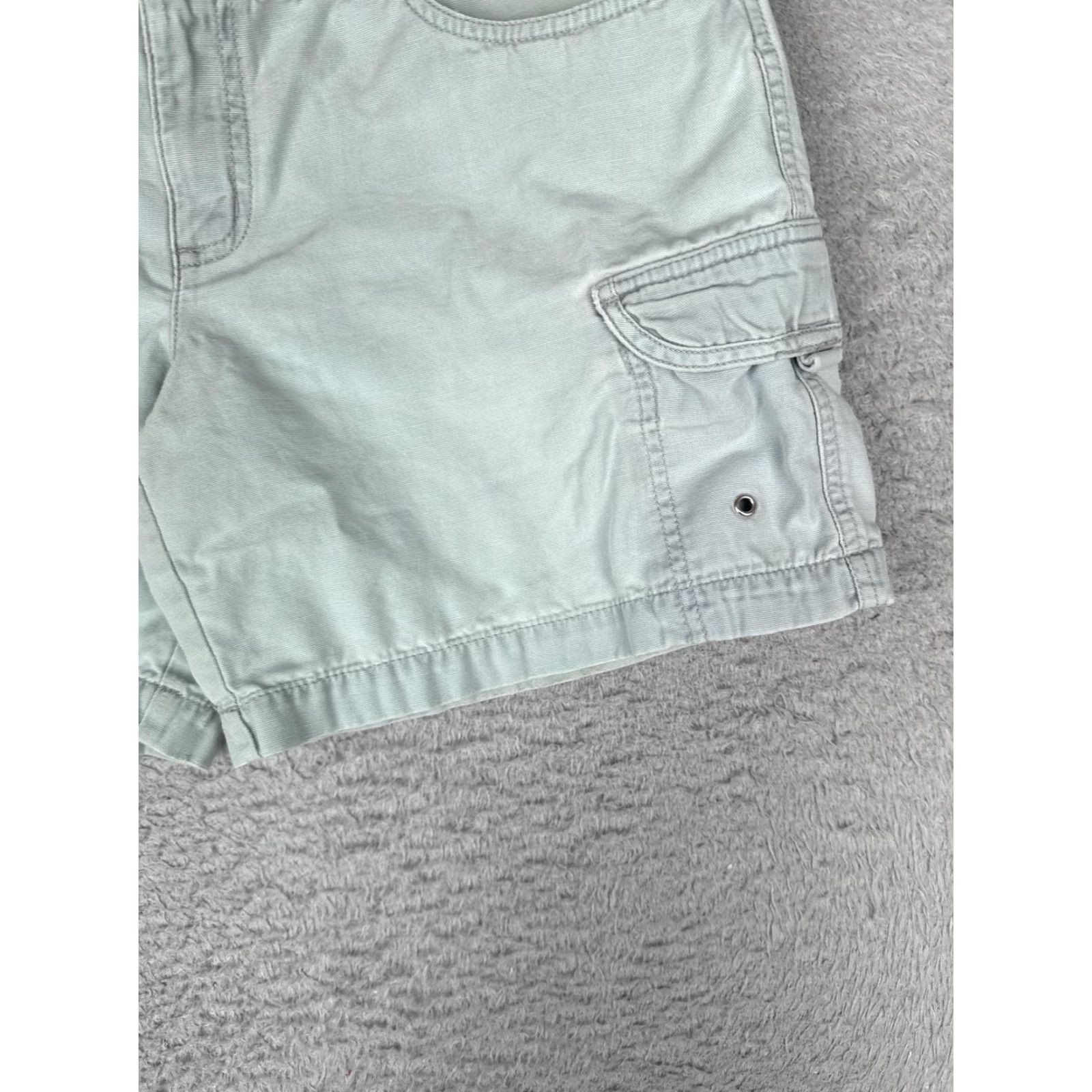 The North Face The North Face Cargo Shorts Womens 8 Green Cotton Twill Hiking Outdoor 32x6 Size 30" / US 8 / IT 44 - 2 Thumbnail