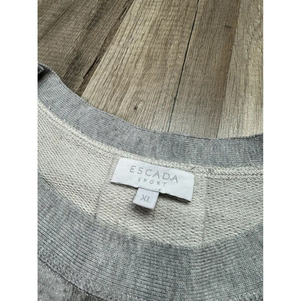 Escada Escada Crewneck Size: XL Size XL / US 12-14 / IT 48-50 - 4 Thumbnail