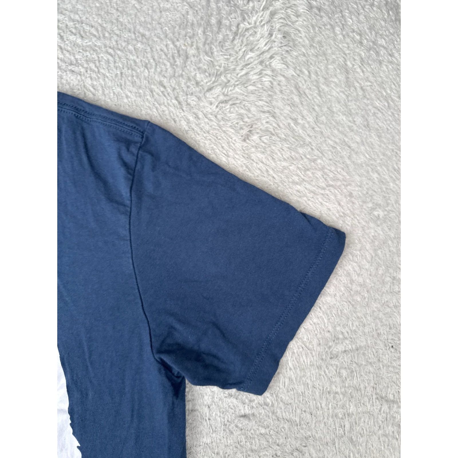 The North Face VINTAGE The North Face Shirt Men Medium Blue Crew Neck 100% Cotton Logo Bear Size US M / EU 48-50 / 2 - 2 Thumbnail