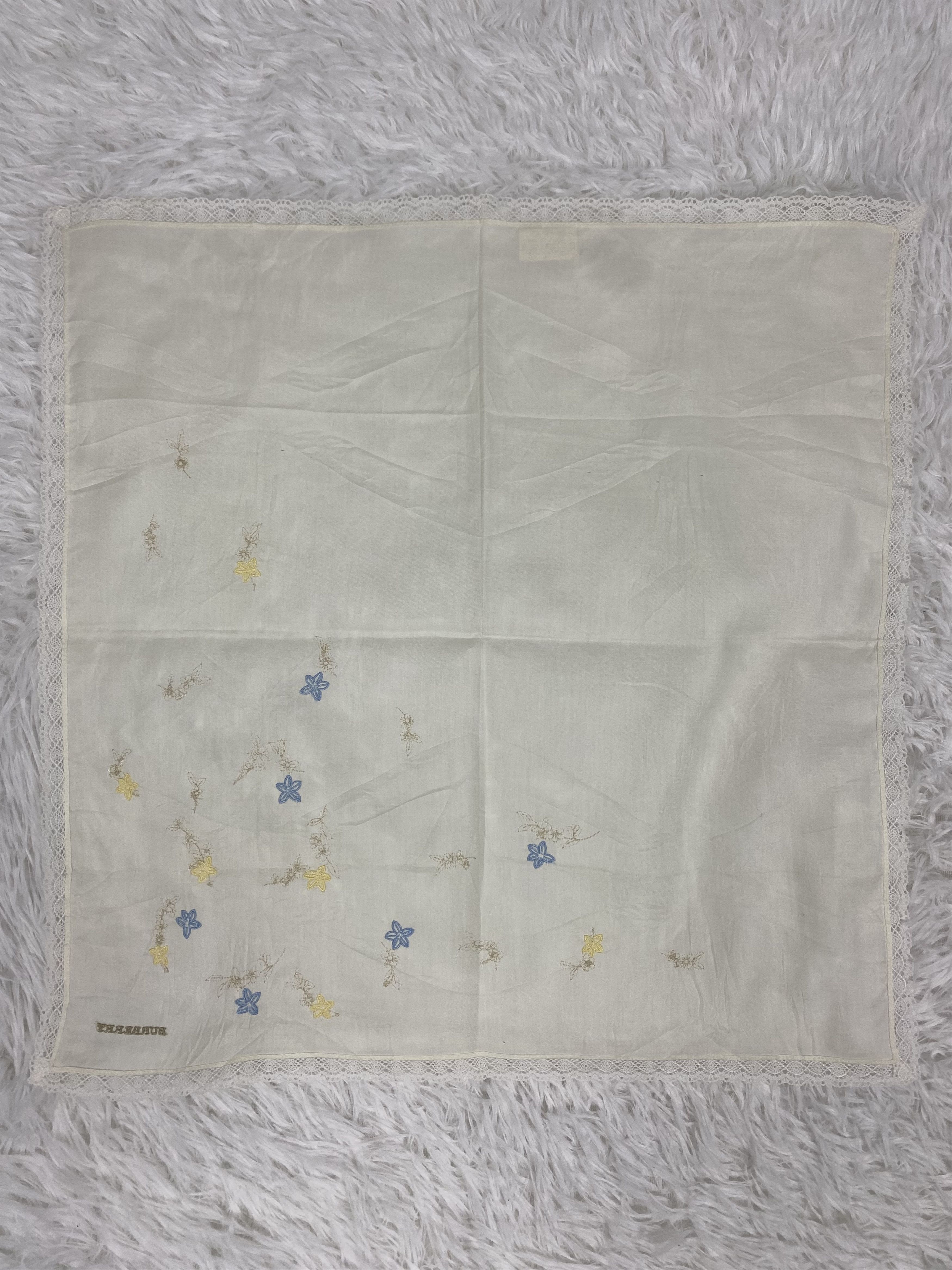 Burberry Vintage Burberry Handkerchief Neckerchief PH0535 Size ONE SIZE - 4 Thumbnail