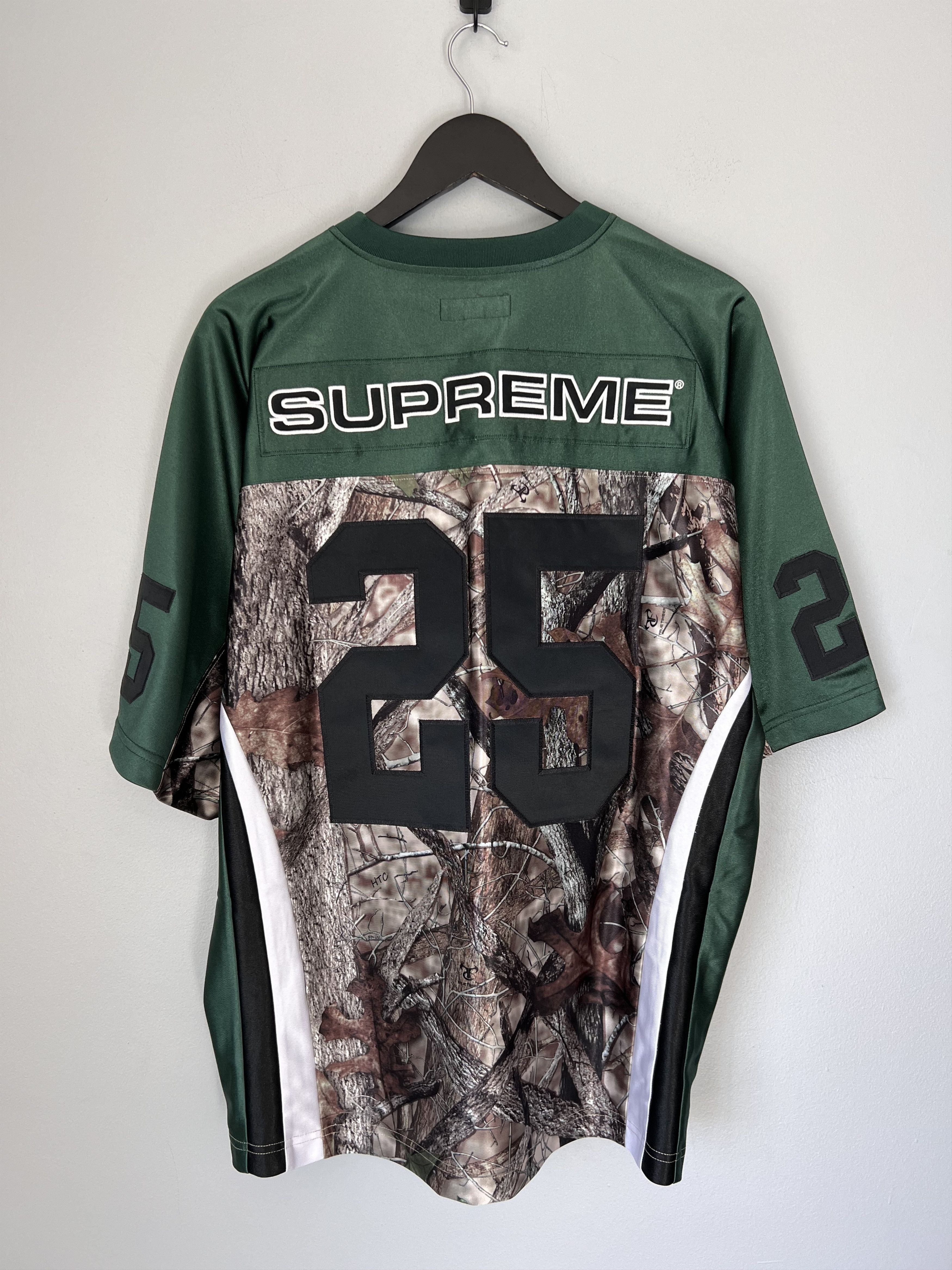 Supreme Supreme Breast Cancer Awareness Football Jersey Green Camo Size US XL / EU 56 / 4 - 5 Thumbnail