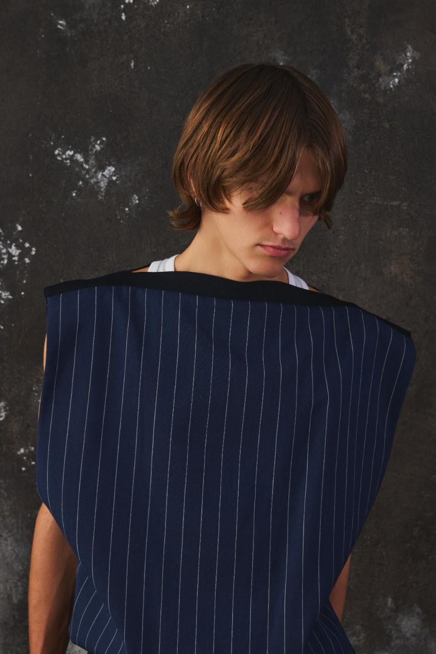Juun.J Juun.J Pinstripe Sleeveless Tailored Top Size US S / EU 44-46 / 1 - 3 Thumbnail