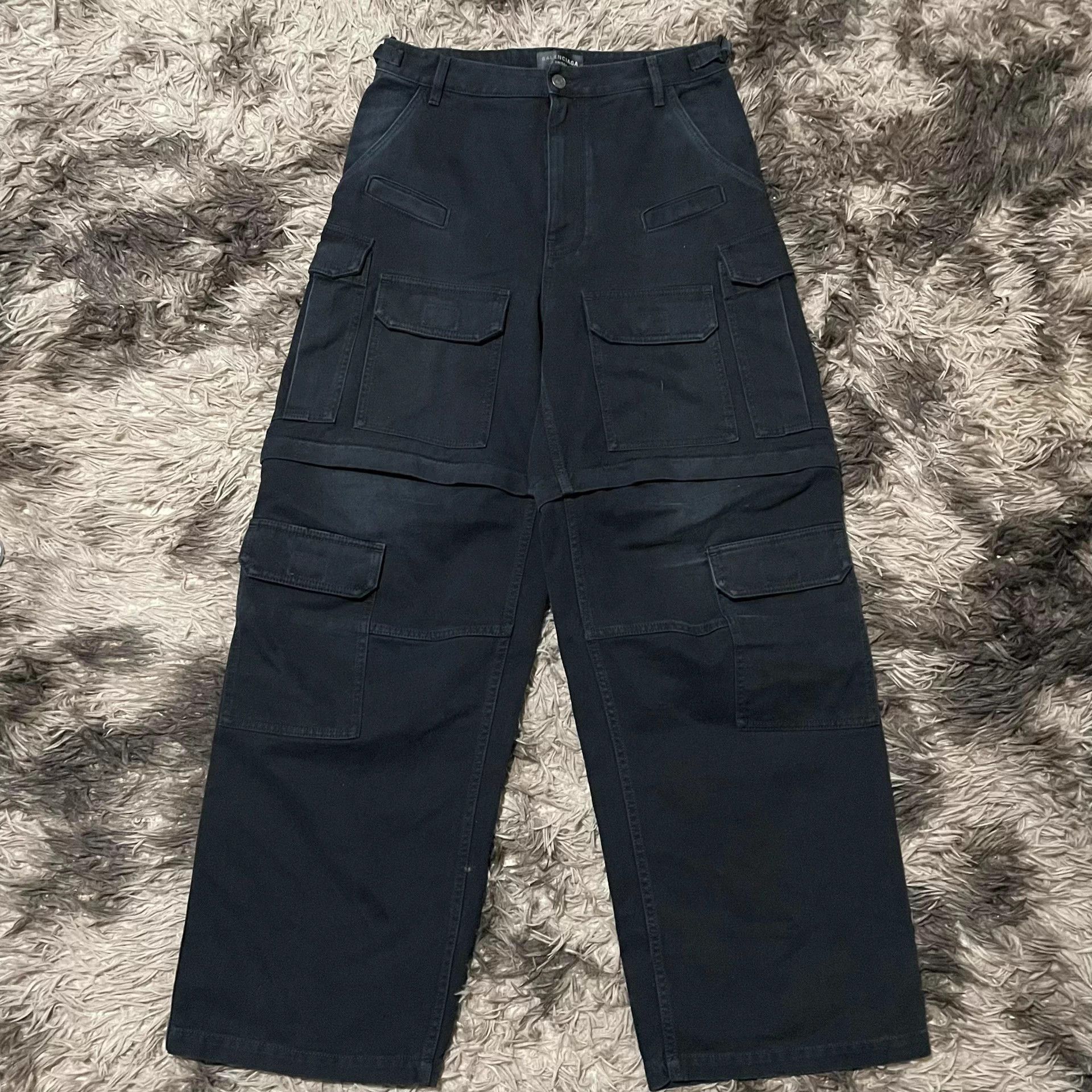 Balenciaga Balenciaga CARGO New Style Trousers In Stock, Size 26" / US 2 / IT 38 - 1 Thumbnail