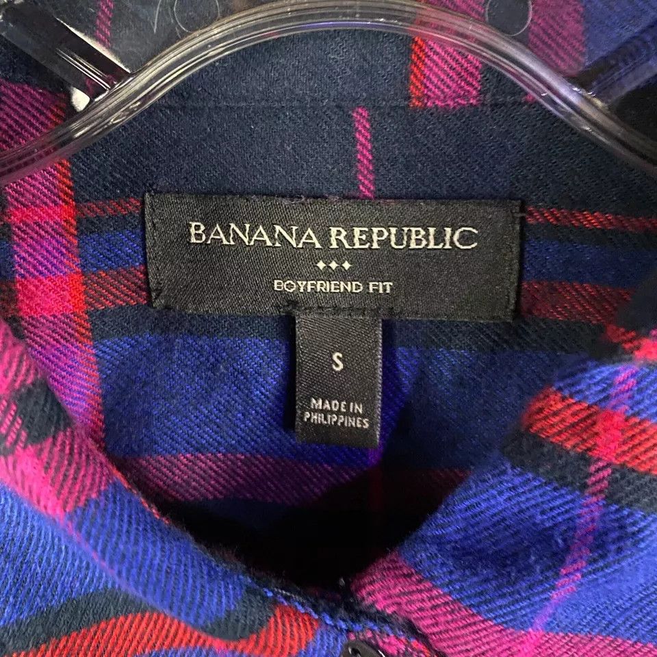 Banana Republic Banana Republic Top Women's Small Boyfriend Fit Button Up Size S / US 4 / IT 40 - 2 Thumbnail