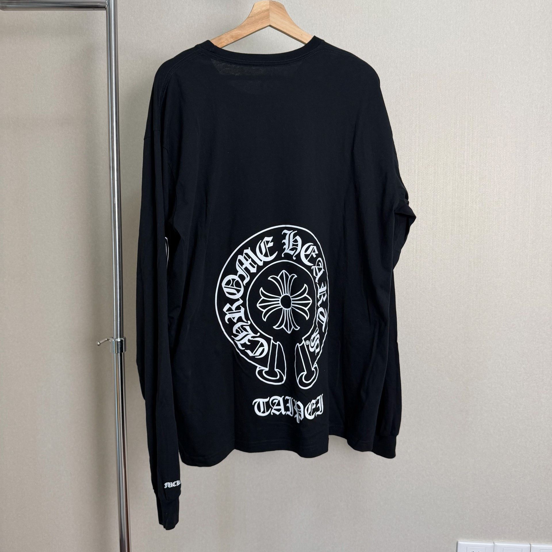 Chrome Hearts Chrome Hearts Taipei Excl Horseshoe Floral LS Tee Size US XXL / EU 58 / 5 - 9 Thumbnail
