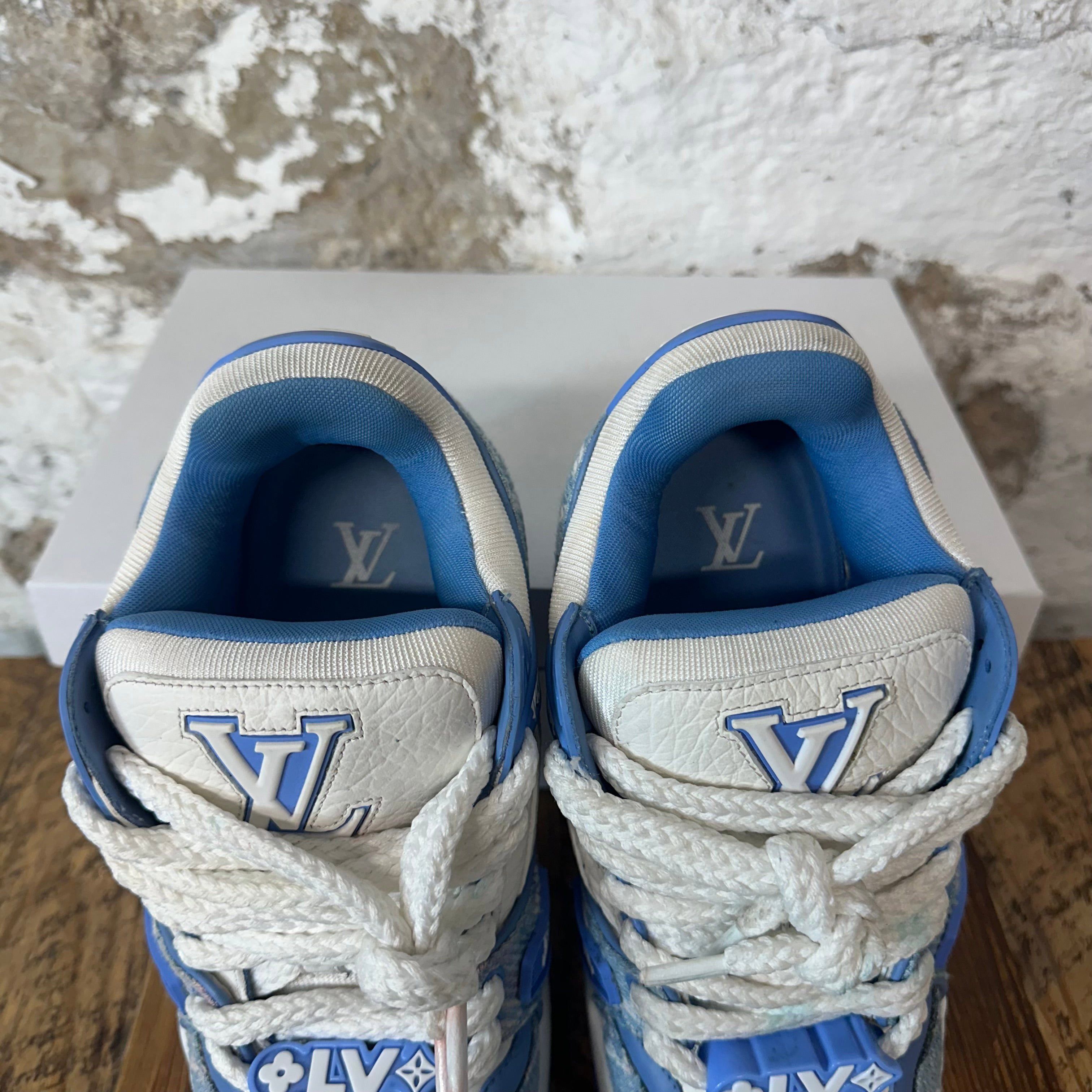 Louis Vuitton Louis Vuitton Baby Blue Maxi Trainer Sneaker Sz 6.5 (39) Size US 6.5 / EU 39-40 - 4 Thumbnail
