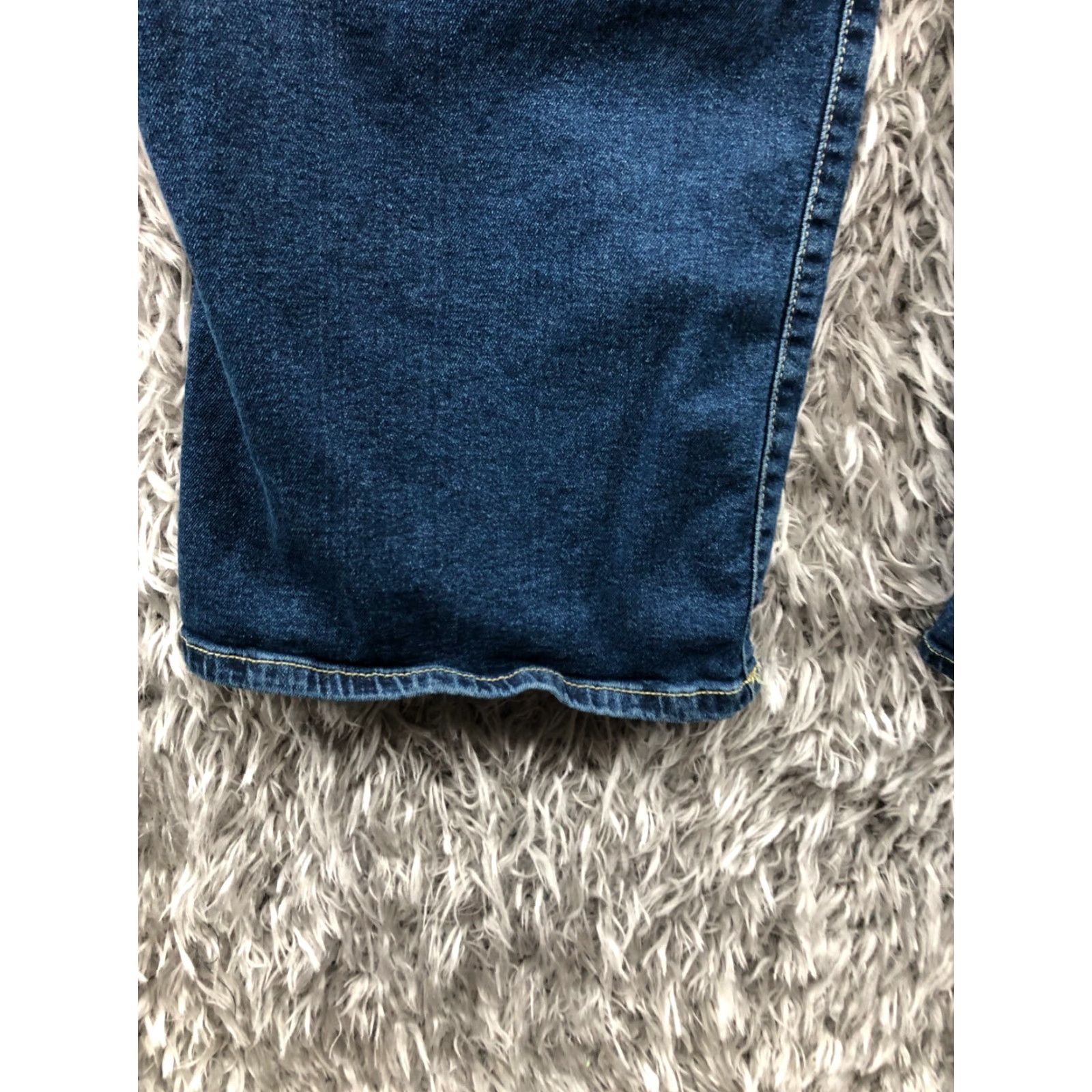 Vintage Falls Creek Jeans Womens Cropped Regular Blue Medium Wash 26 Inseam 5-Pocket Denim Cotton Belt Loops Zip Button Logo Vintage No Size 34" / US 12 / IT 48 - 7 Thumbnail