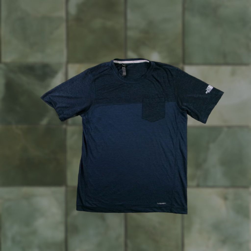 The North Face The North Face Shirt Mens S FlashDry Pocket Short Sleeve Navy Striped Tee Size US S / EU 44-46 / 1 - 1 Thumbnail
