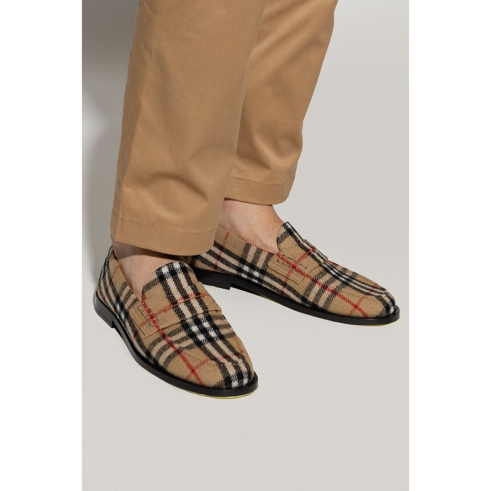 Burberry BURBERRY HACKNEY BEIGE CHECK WOOL PENNY LOAFERS 9 US 42 IT Size US 9 / EU 42 - 3 Thumbnail