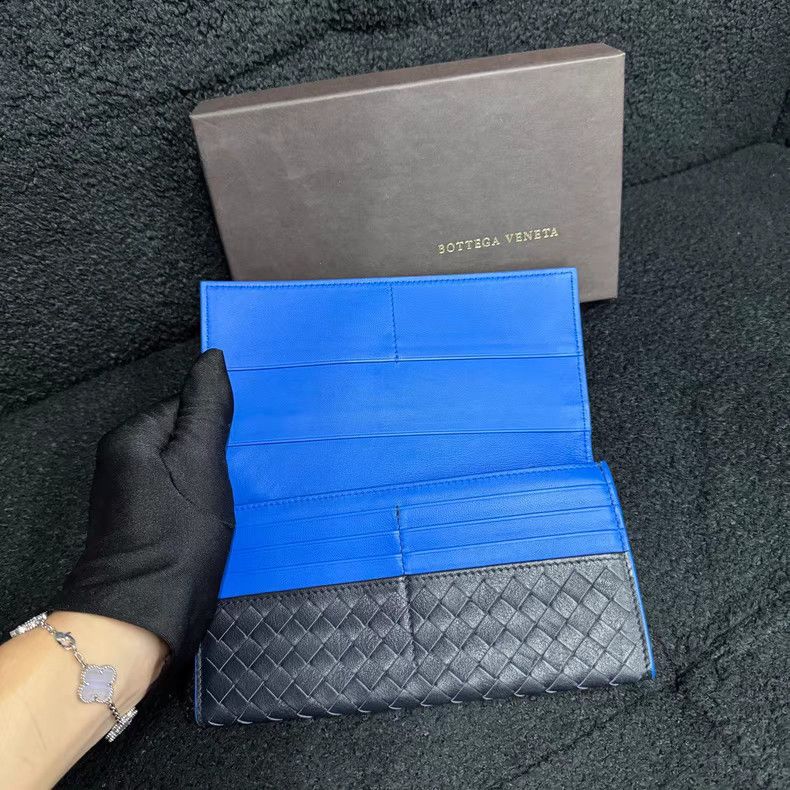 Bottega Veneta BV Classic Two-Tone Blue Woven Wallet Q10 Size ONE SIZE - 2 Thumbnail