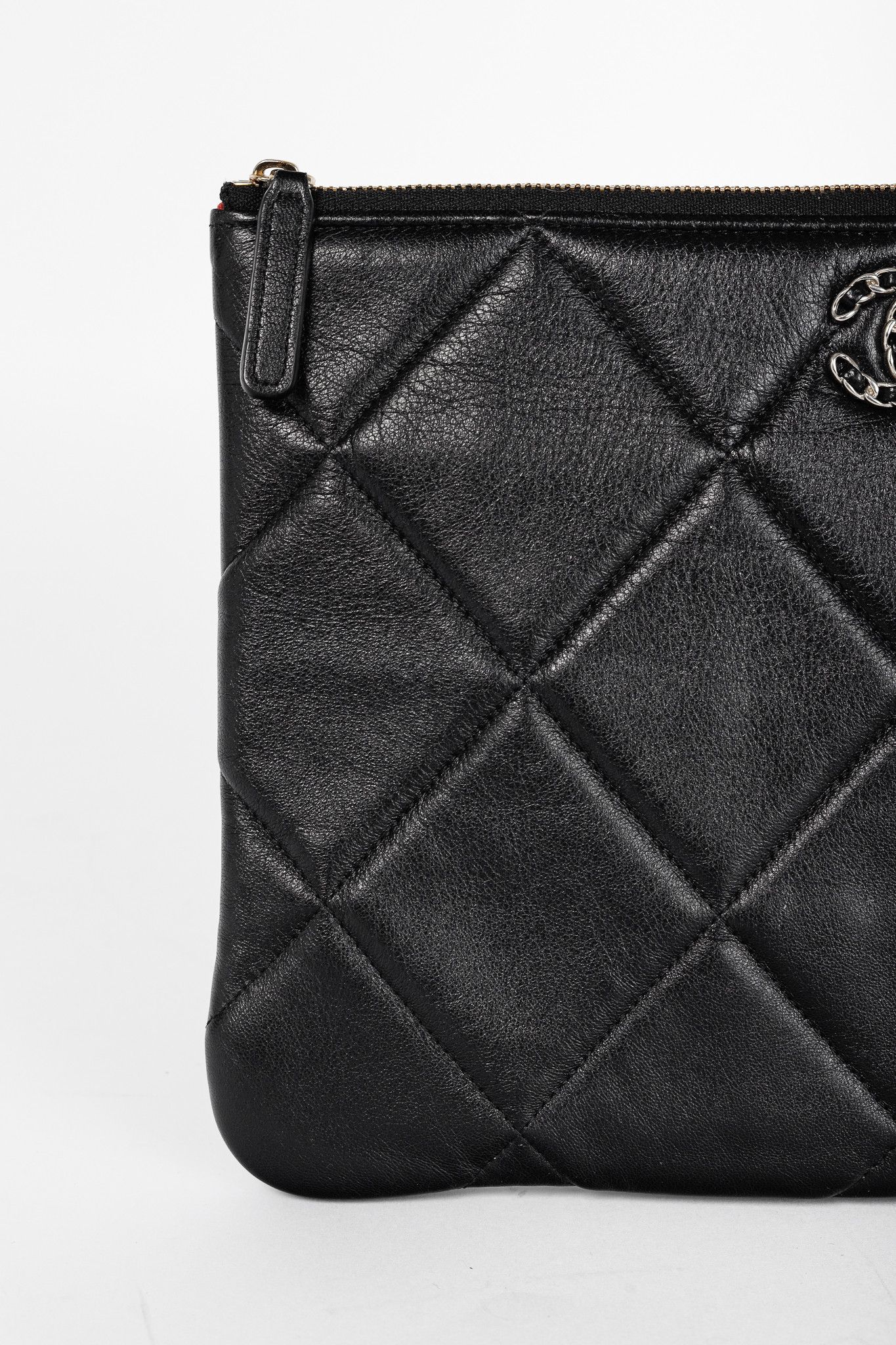 Chanel Chanel Black 19 Model Lambskin Quilted Medium O-Case Size ONE SIZE - 5 Thumbnail