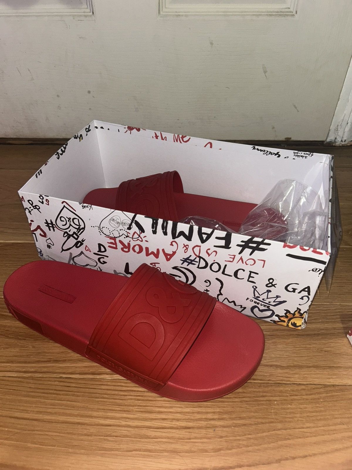 Dolce & Gabbana Dolce & Gabbana red slides Size US 13 / EU 46 - 1 Thumbnail
