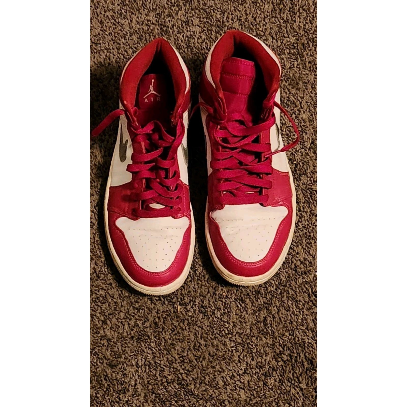 Jordan Brand Nike Air Jordan 1 Retro High Silver Medal Men 9.5 Red Leather Sneaker 2016 Retro Jordan 1 High Tops Mens Size US 10 / EU 43 - 3 Thumbnail