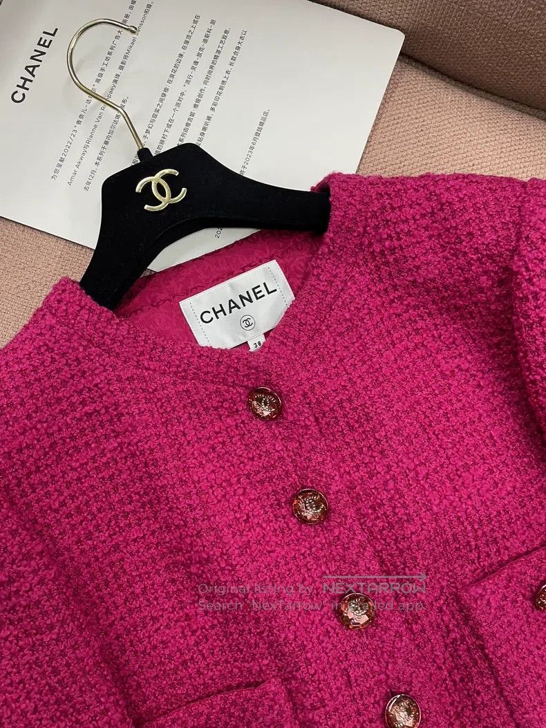 Chanel Chanel Rose-red tweed short coat Size XS / US 0-2 / IT 36-38 - 2 Thumbnail