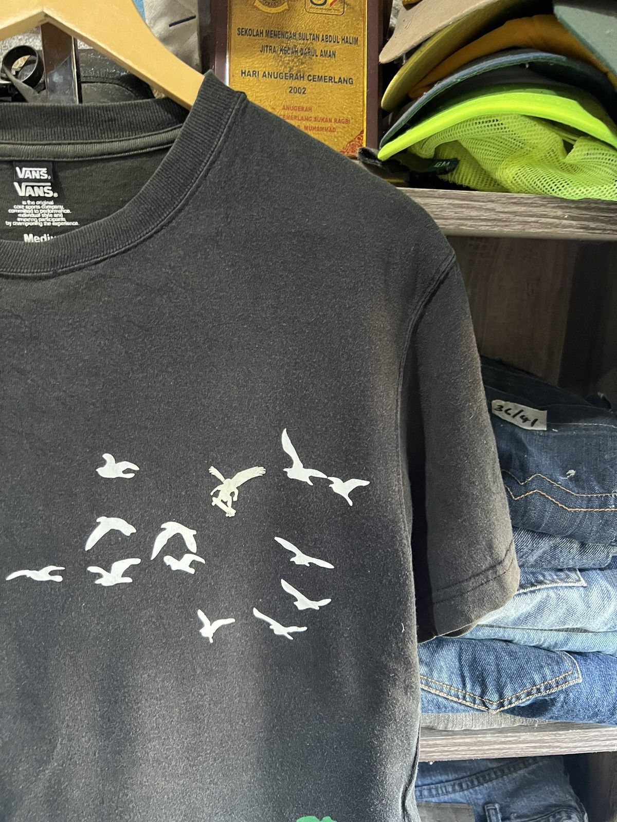 Vans 🔥Vintage Vans View Tees Size US M / EU 48-50 / 2 - 6 Thumbnail
