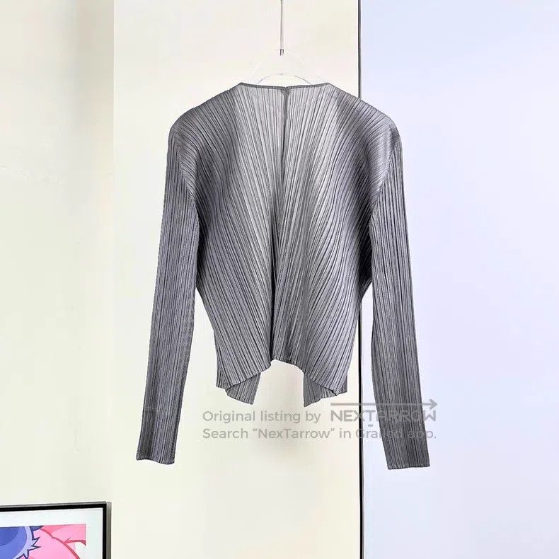 Issey Miyake Issey Miyake Gray Coat Size L / US 10 / IT 46 - 2 Thumbnail