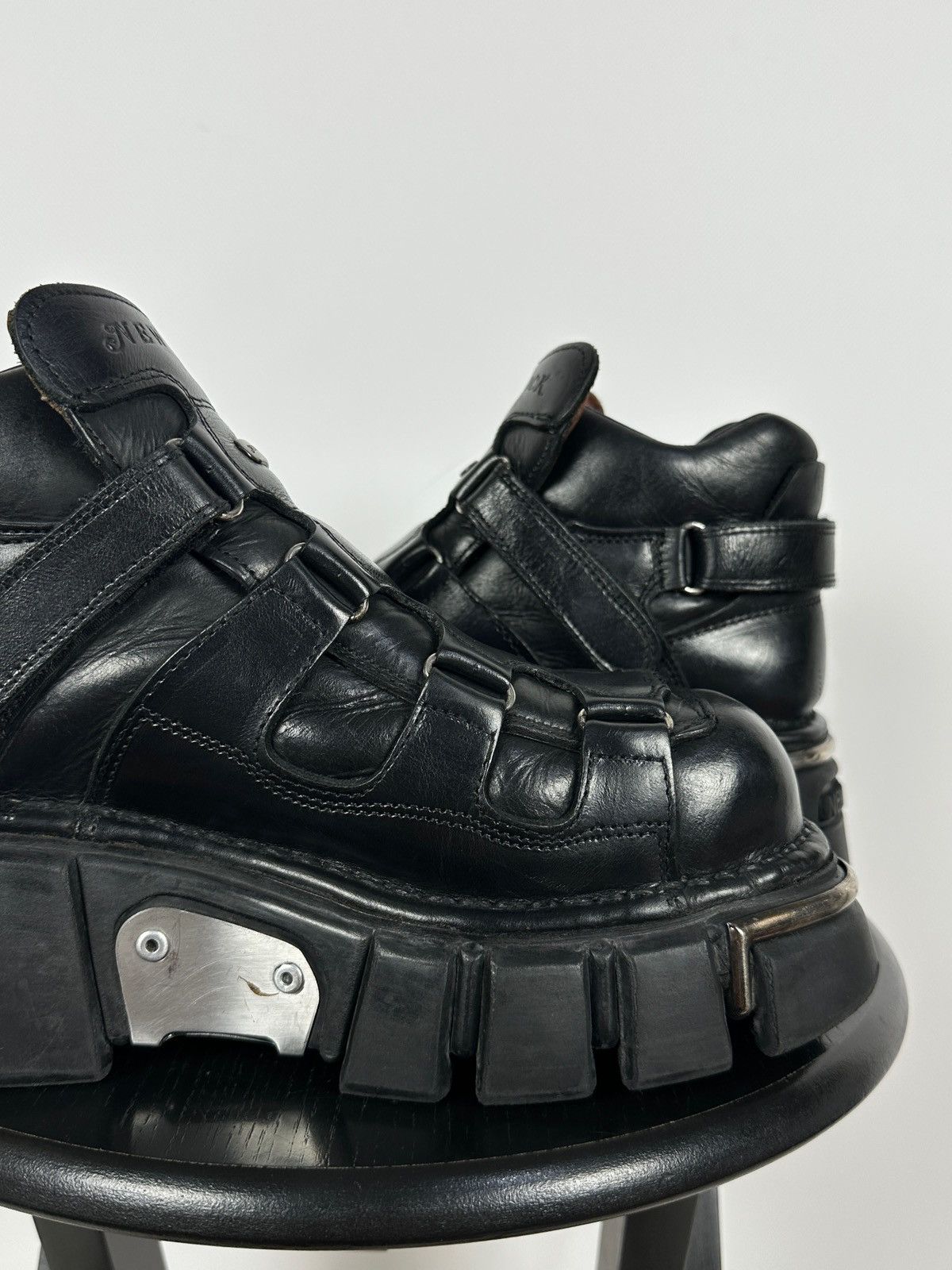 New Rock Vintage New Rock M.283 Terminator E-14 Black Leather Boots Size US 9 / EU 42 - 19 Thumbnail