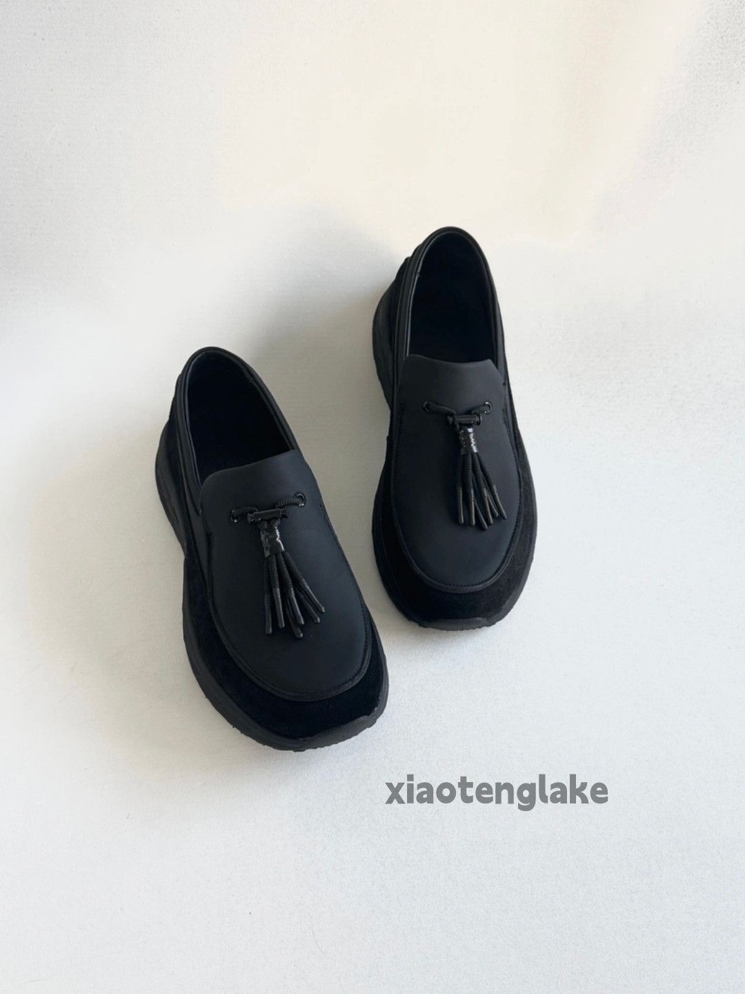 Vintage Unisex outdoor utility thick sole tassel loafer shoes Size US 10 / EU 43 - 2 Thumbnail