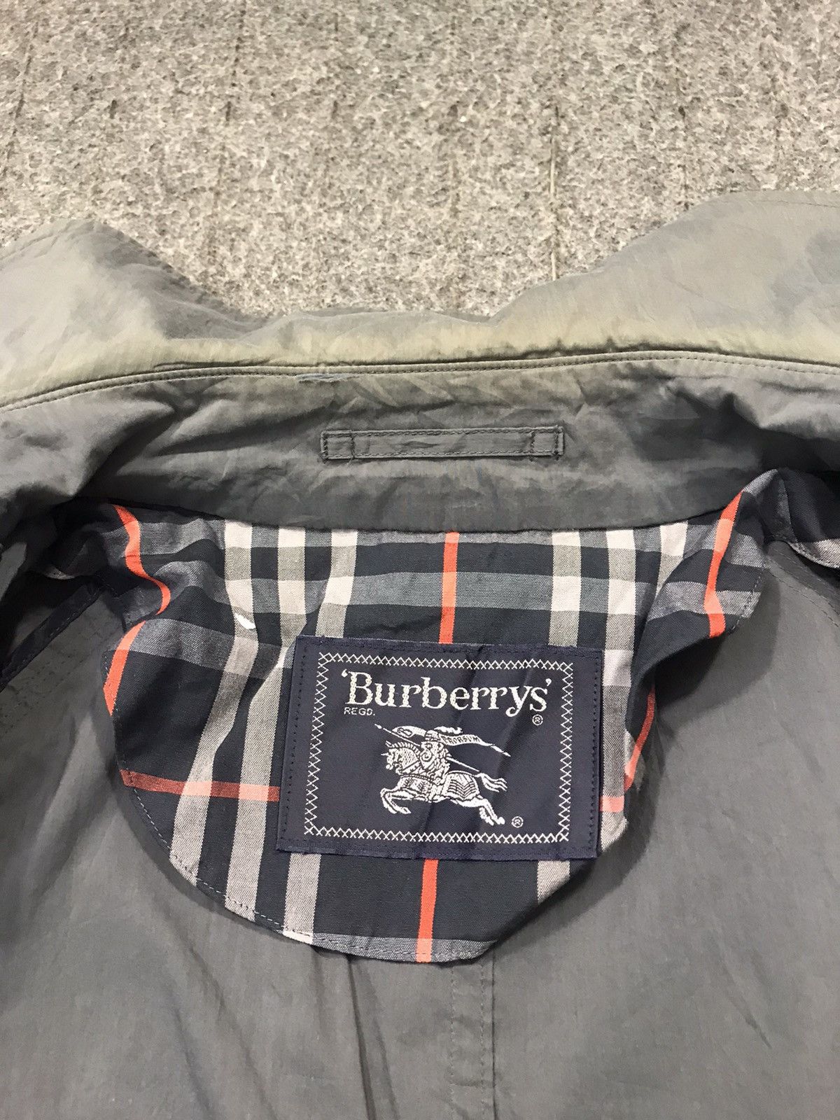 Burberry 90s Burberrys London Trench Coat Black Double Breasted Size US L / EU 52-54 / 3 - 7 Thumbnail