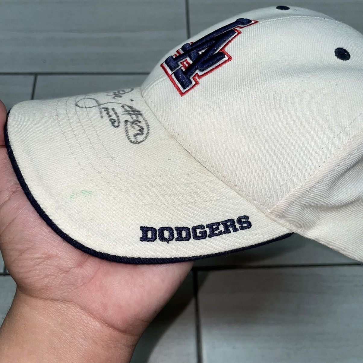 MLB Dodgers Jose Lima #42 Autographed Hat Size ONE SIZE - 3 Thumbnail