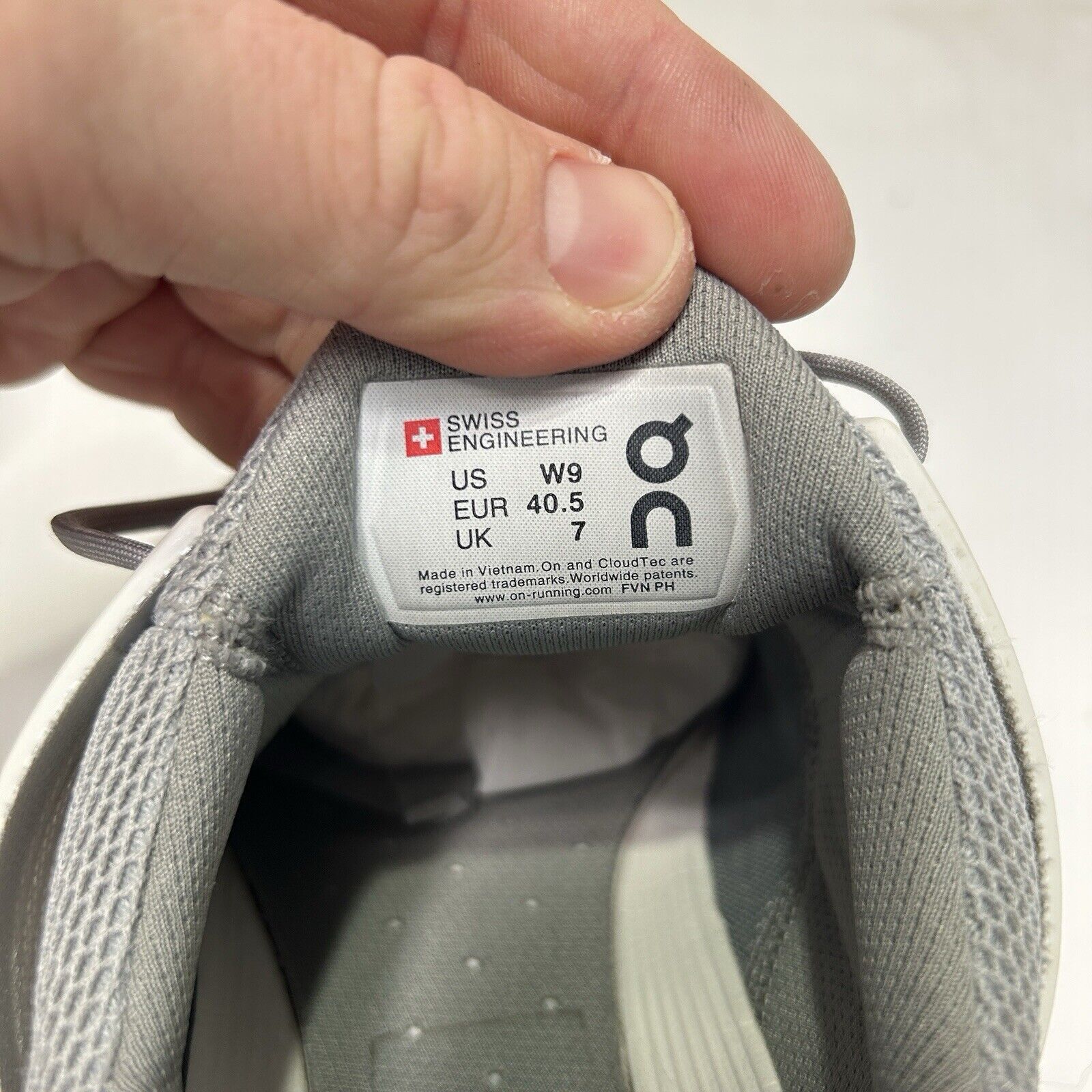 On On Cloud Cloudswift WMNS “Glacier Gray White” 2024 Size US 9 / IT 39 - 8 Thumbnail