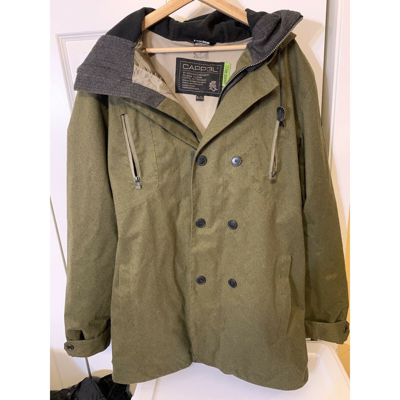 Ride CAPP3L Snowboard Jacket Men's Sz XL Strata HD $300 MSRP - Main Image