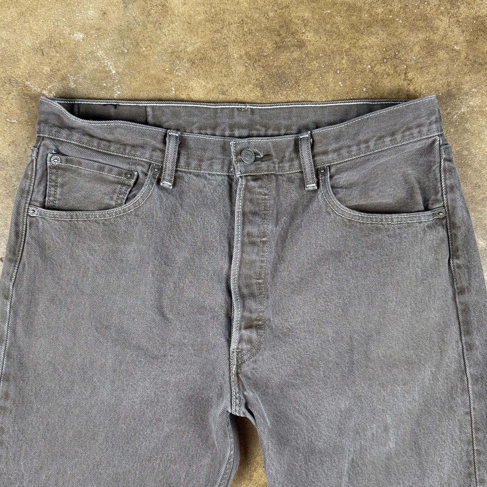 Levi's Y2K Levi’s 501XX Button Fly Jeans Men’s 33x29 Grey Size US 33 - 2 Thumbnail