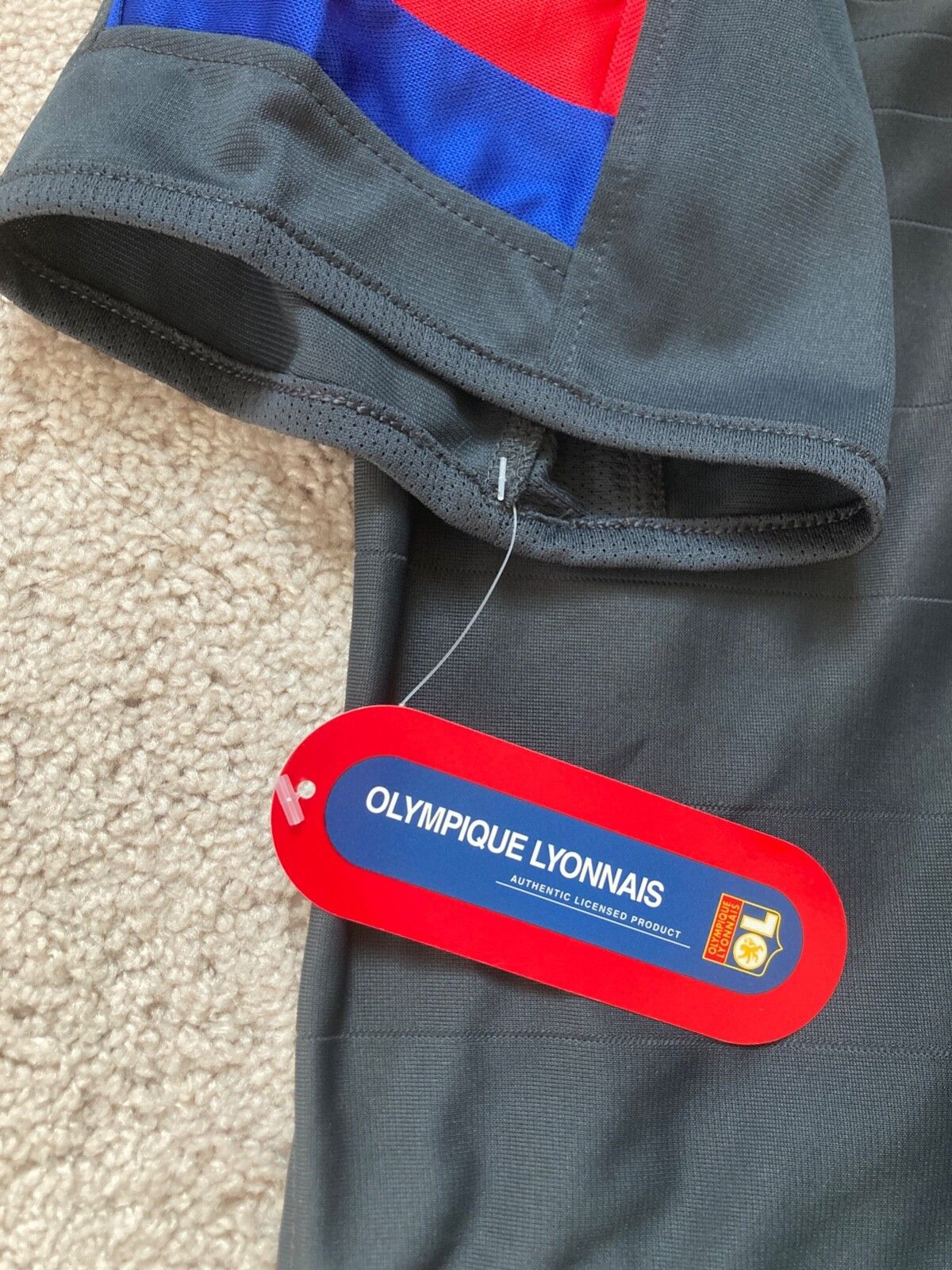 Umbro Olympique Lyonnais OL Umbro 2004/2005 Soccer Jersey Sz XL Size US L / EU 52-54 / 3 - 5 Thumbnail