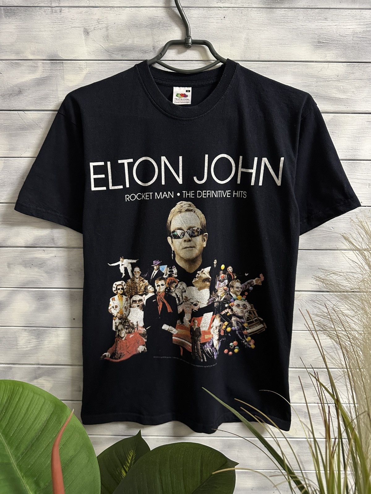 Band Tees Rare Vintage T-Shirt Tour Elton John Rocket Man 2008 Size US S / EU 44-46 / 1 - 1 Thumbnail